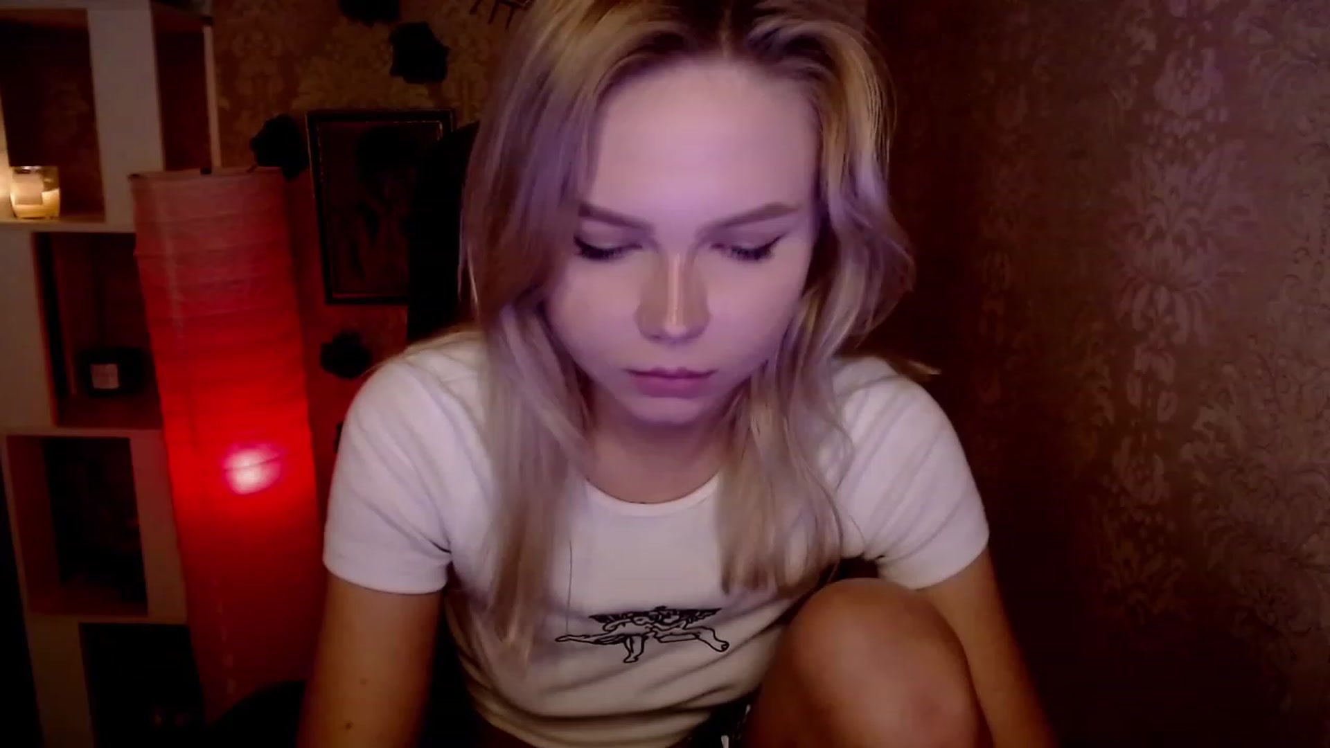 Gallery image thumbnail from CuteLilli_'s myfreecams stream on, 11/21/2022, 05:36 image 4 of 20