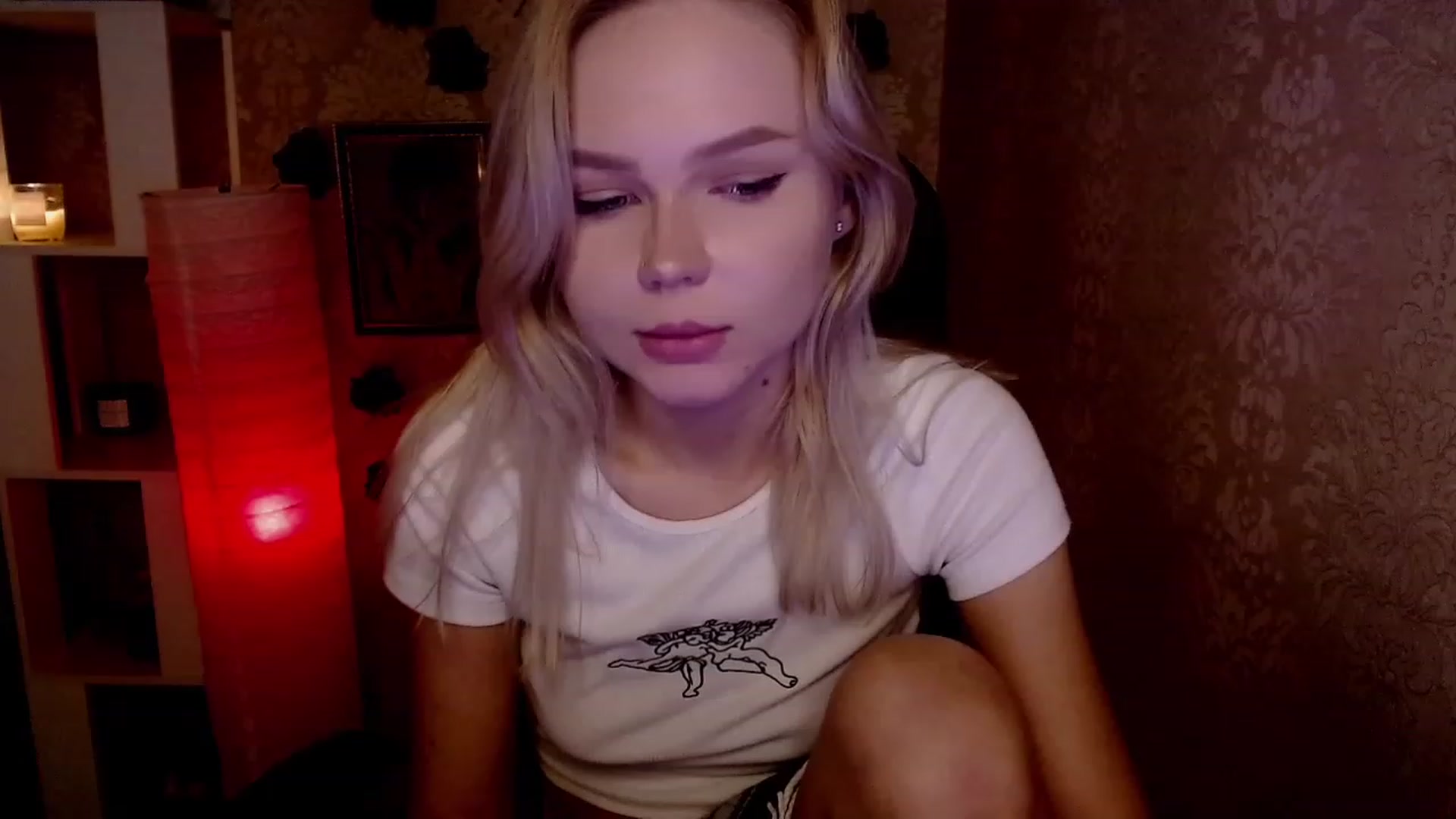 Gallery image thumbnail from CuteLilli_'s myfreecams stream on, 11/21/2022, 05:36 image 3 of 20