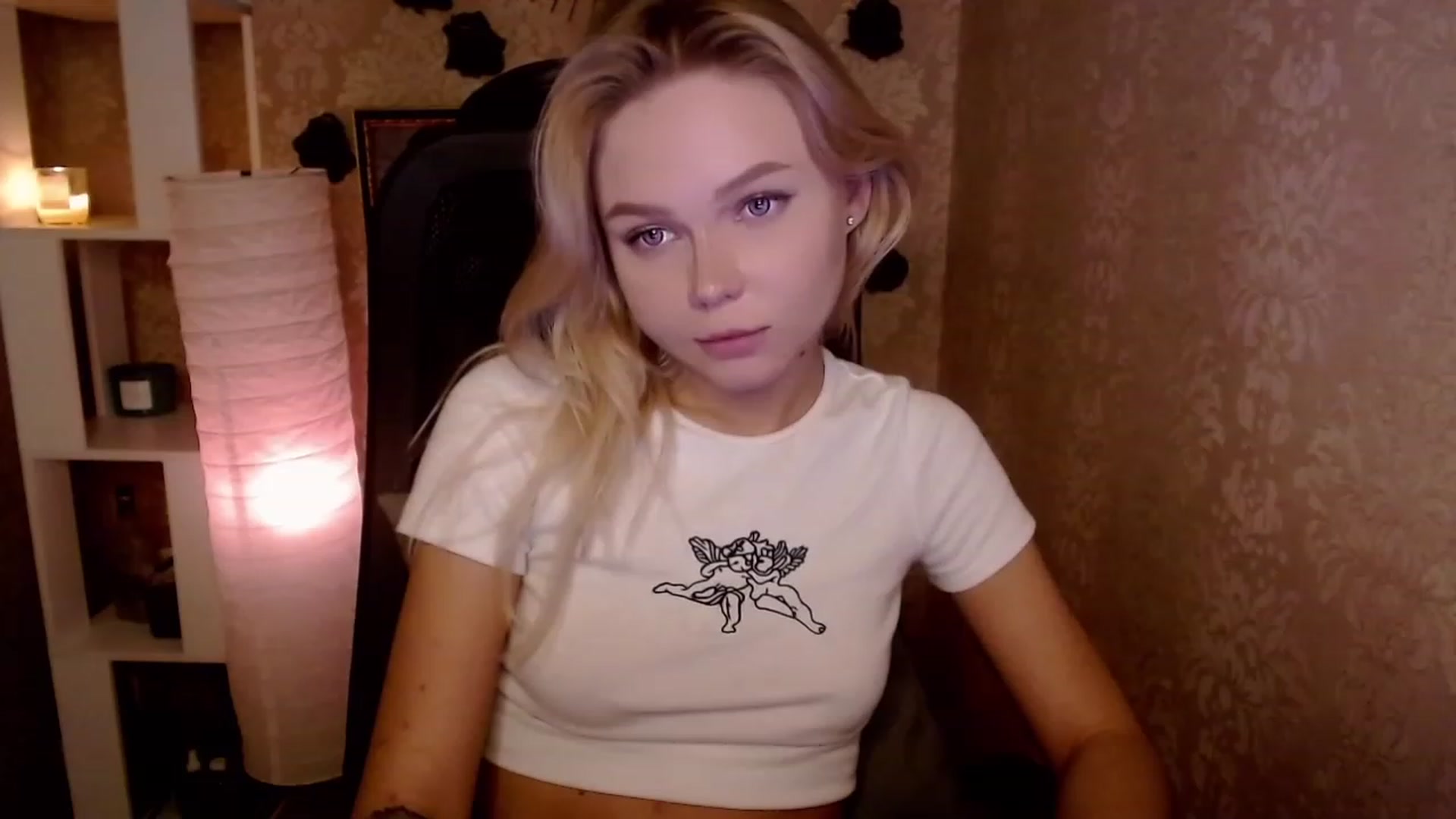 Gallery image thumbnail from CuteLilli_'s myfreecams stream on, 11/21/2022, 06:59 image 11 of 20