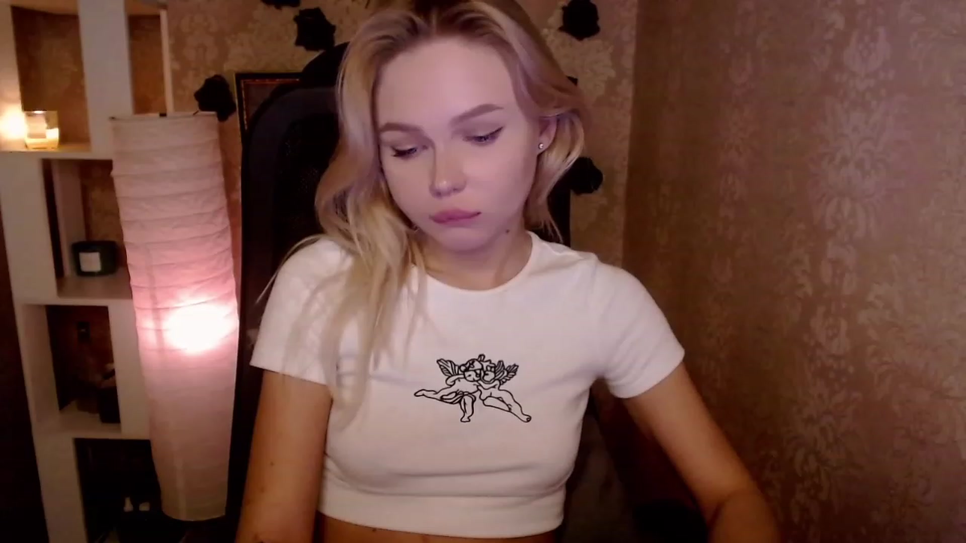 Gallery image thumbnail from CuteLilli_'s myfreecams stream on, 11/21/2022, 06:59 image 12 of 20