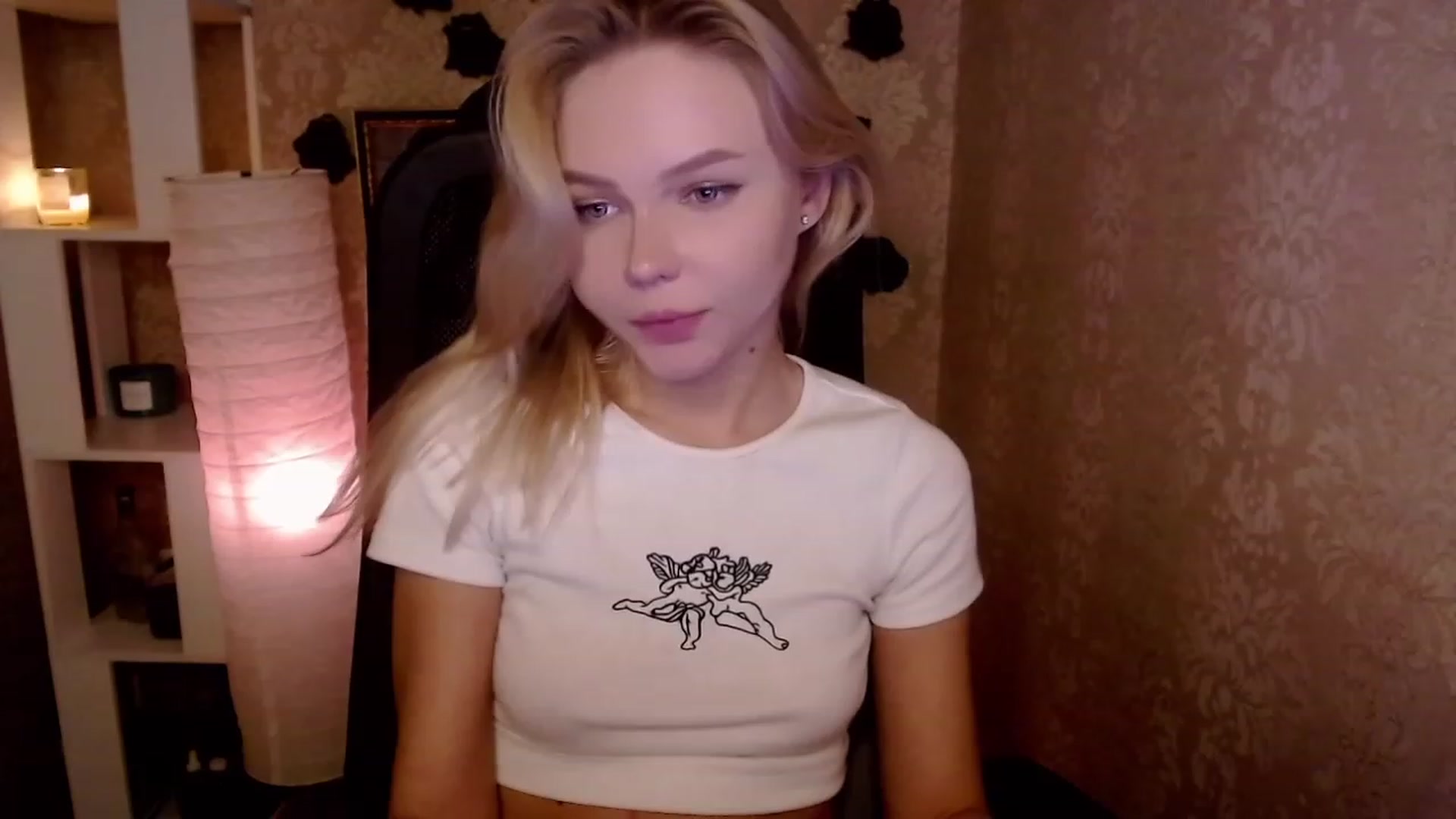 Gallery image thumbnail from CuteLilli_'s myfreecams stream on, 11/21/2022, 06:59 image 8 of 20