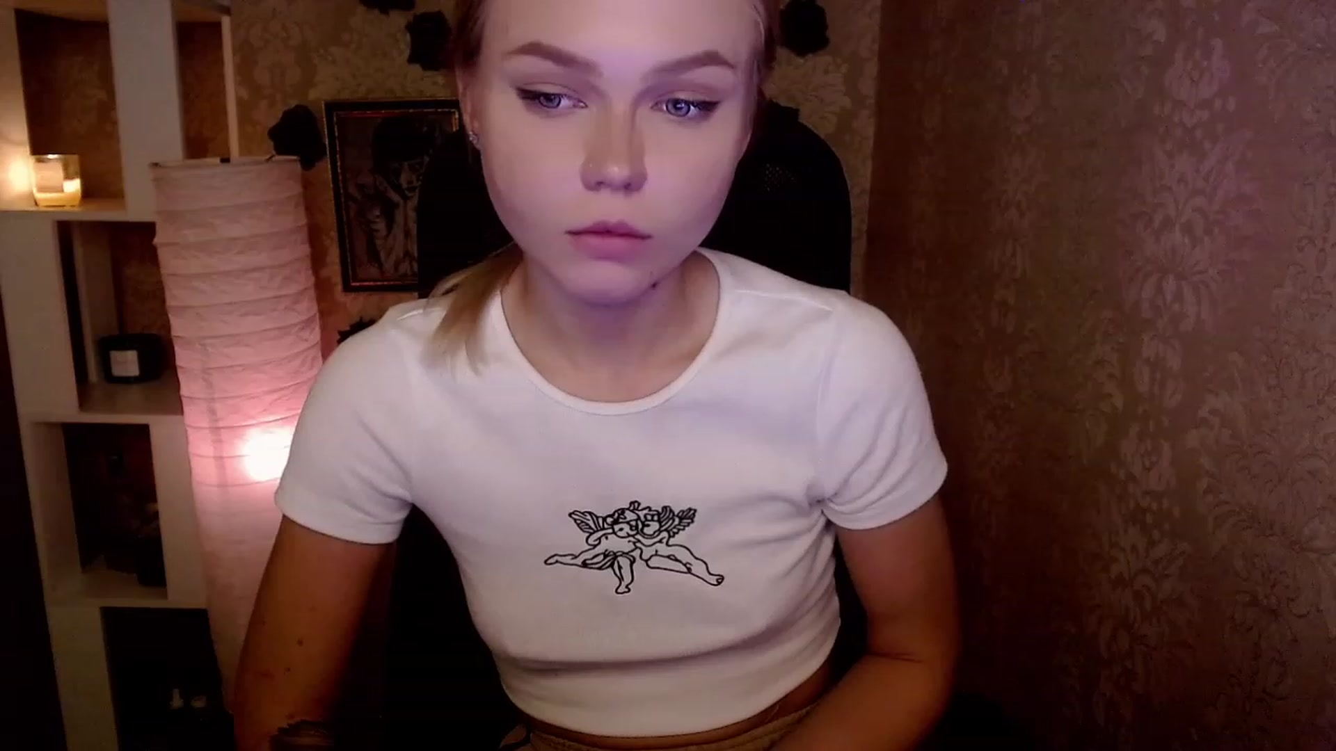 Gallery image thumbnail from CuteLilli_'s myfreecams stream on, 11/21/2022, 06:59 image 5 of 20