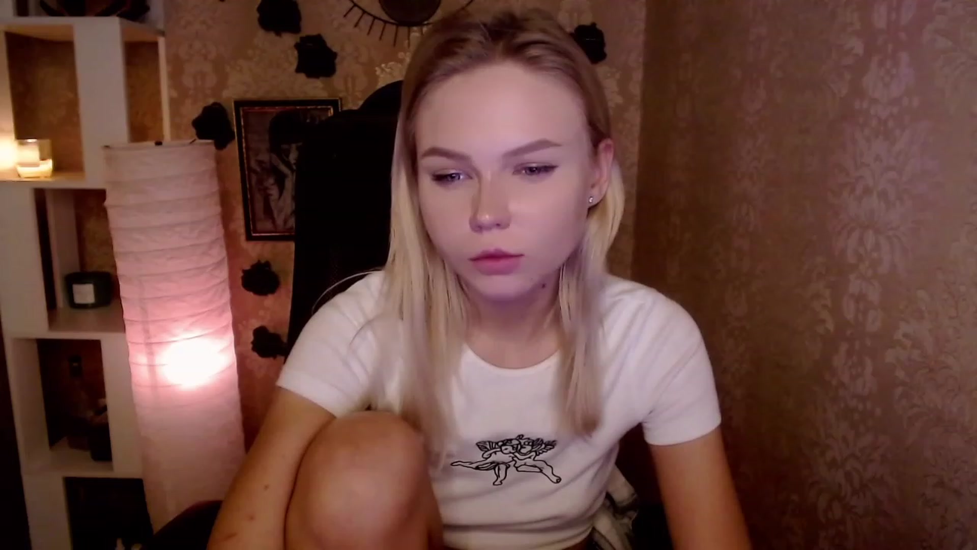 Gallery image thumbnail from CuteLilli_'s myfreecams stream on, 11/21/2022, 08:00 image 4 of 20