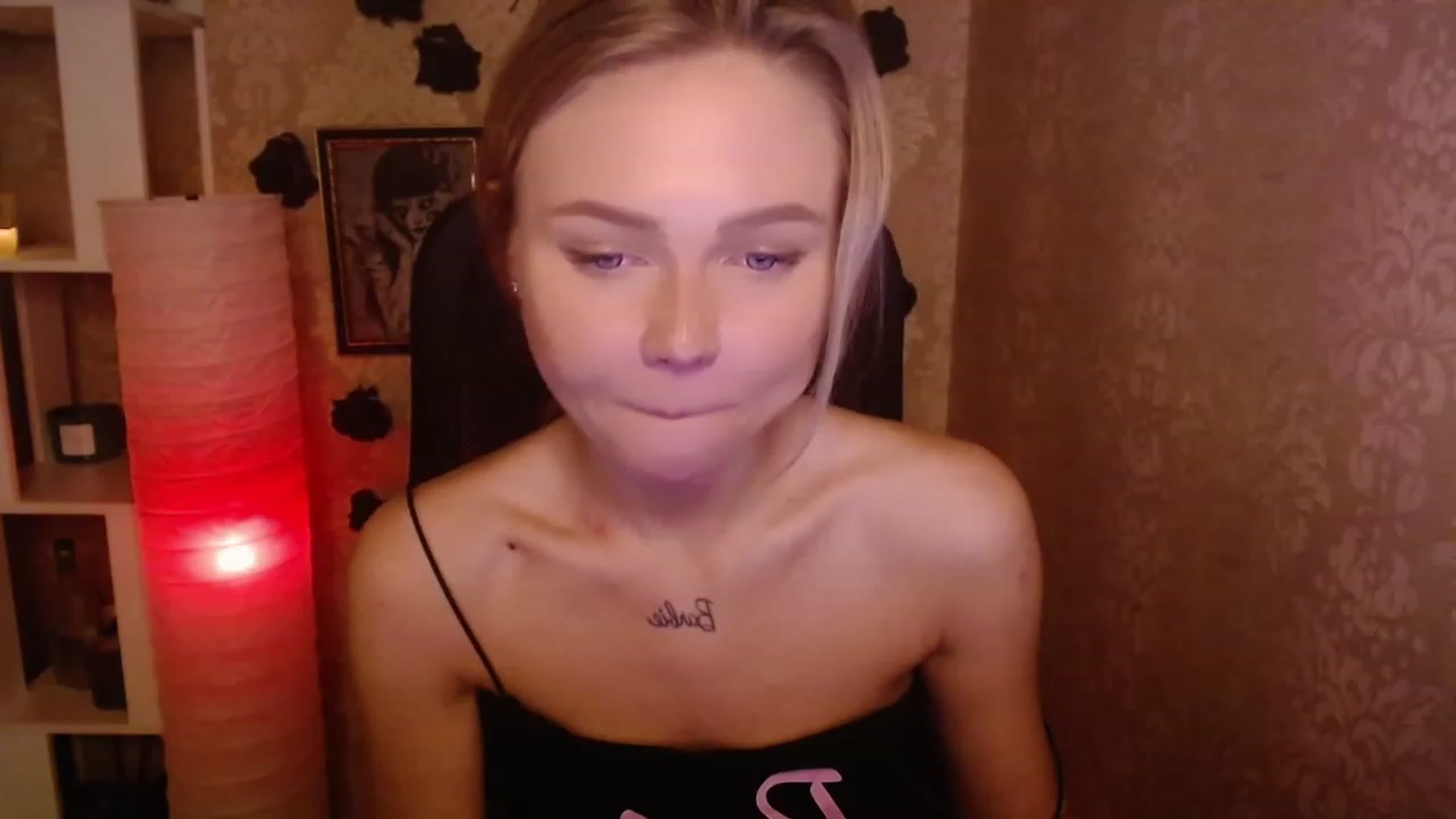 Gallery image thumbnail from CuteLilli_'s myfreecams stream on, 11/25/2022, 05:21 image 6 of 20