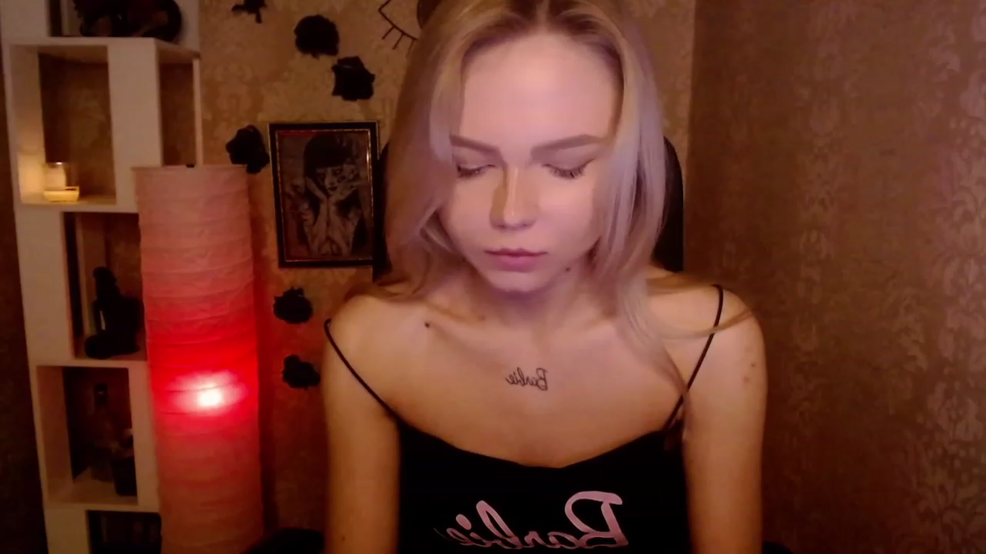 Gallery image thumbnail from CuteLilli_'s myfreecams stream on, 11/25/2022, 08:32 image 2 of 20