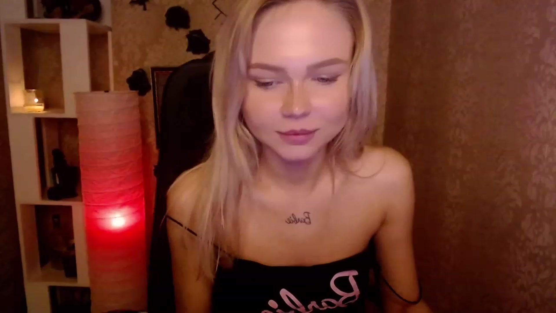 Gallery image thumbnail from CuteLilli_'s myfreecams stream on, 11/25/2022, 08:32 image 9 of 20