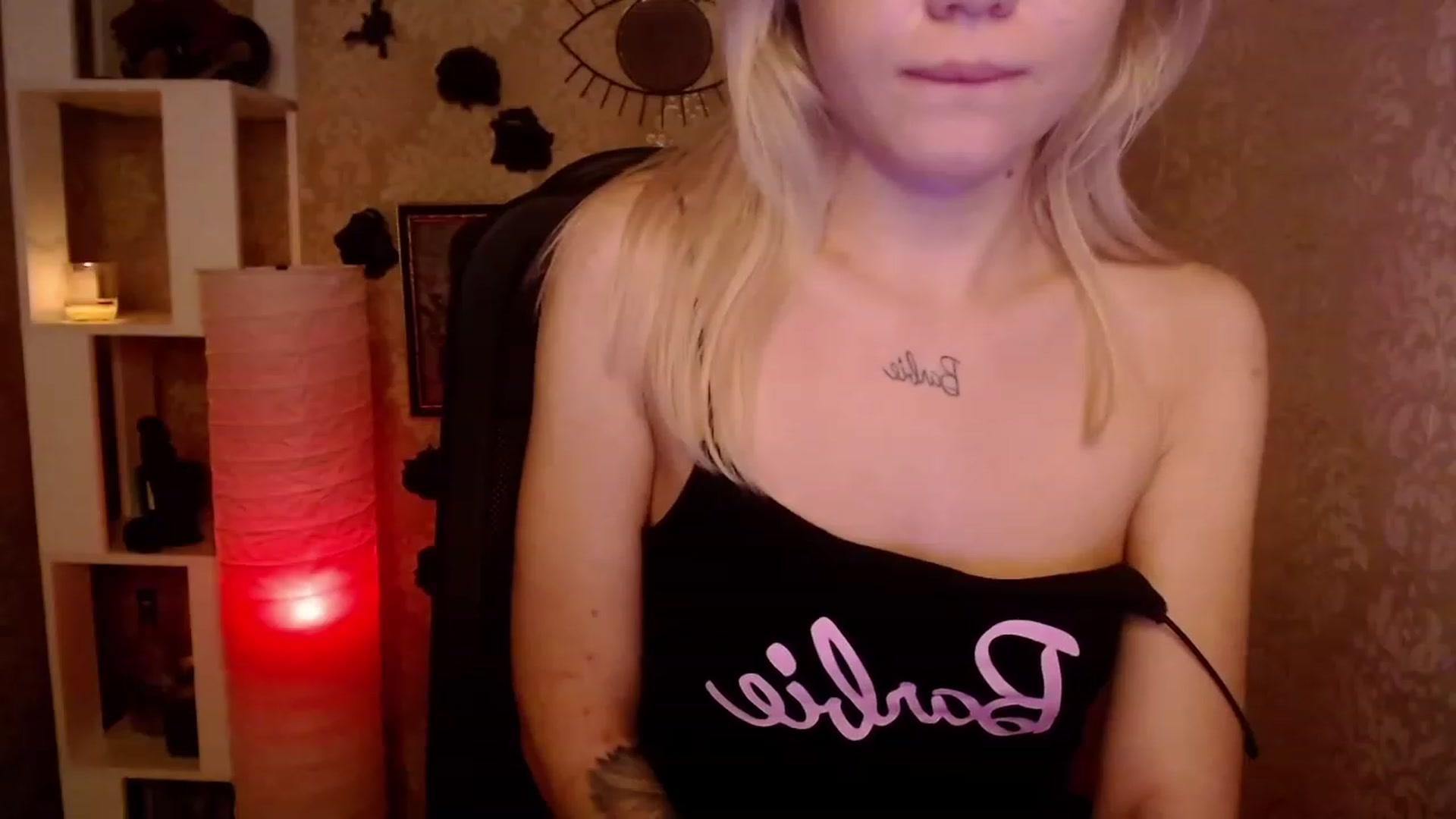 Gallery image thumbnail from CuteLilli_'s myfreecams stream on, 11/25/2022, 08:32 image 7 of 20