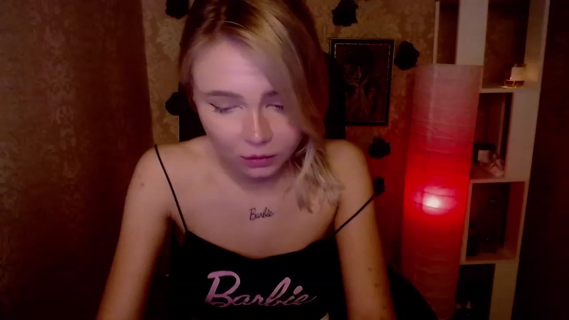 Gallery image thumbnail from CuteLilli_'s myfreecams stream on, 11/26/2022, 06:08 image 8 of 20