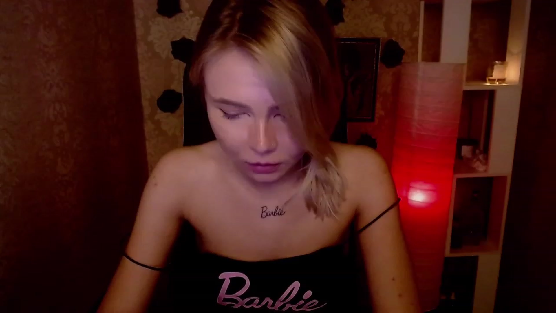 Gallery image thumbnail from CuteLilli_'s myfreecams stream on, 11/26/2022, 06:08 image 14 of 20