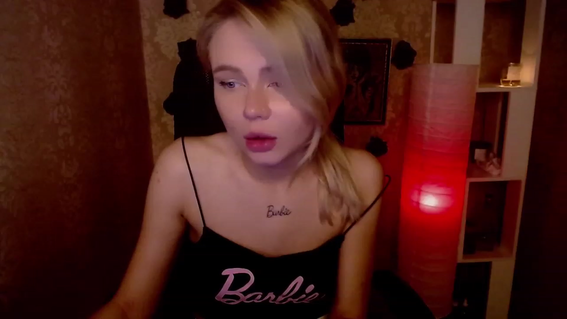 Gallery image thumbnail from CuteLilli_'s myfreecams stream on, 11/26/2022, 06:08 image 6 of 20