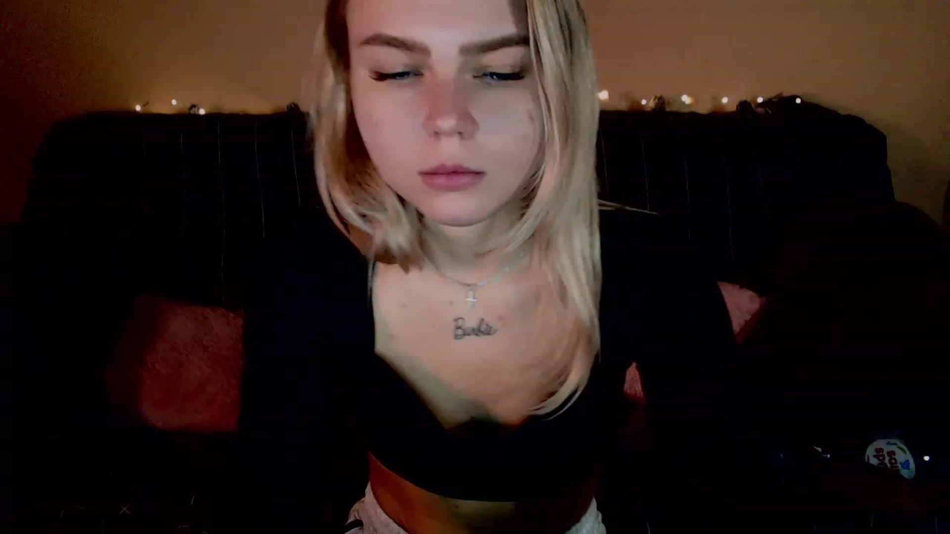 Gallery image thumbnail from CuteLilli_'s myfreecams stream on, 12/25/2022, 10:27 image 7 of 20