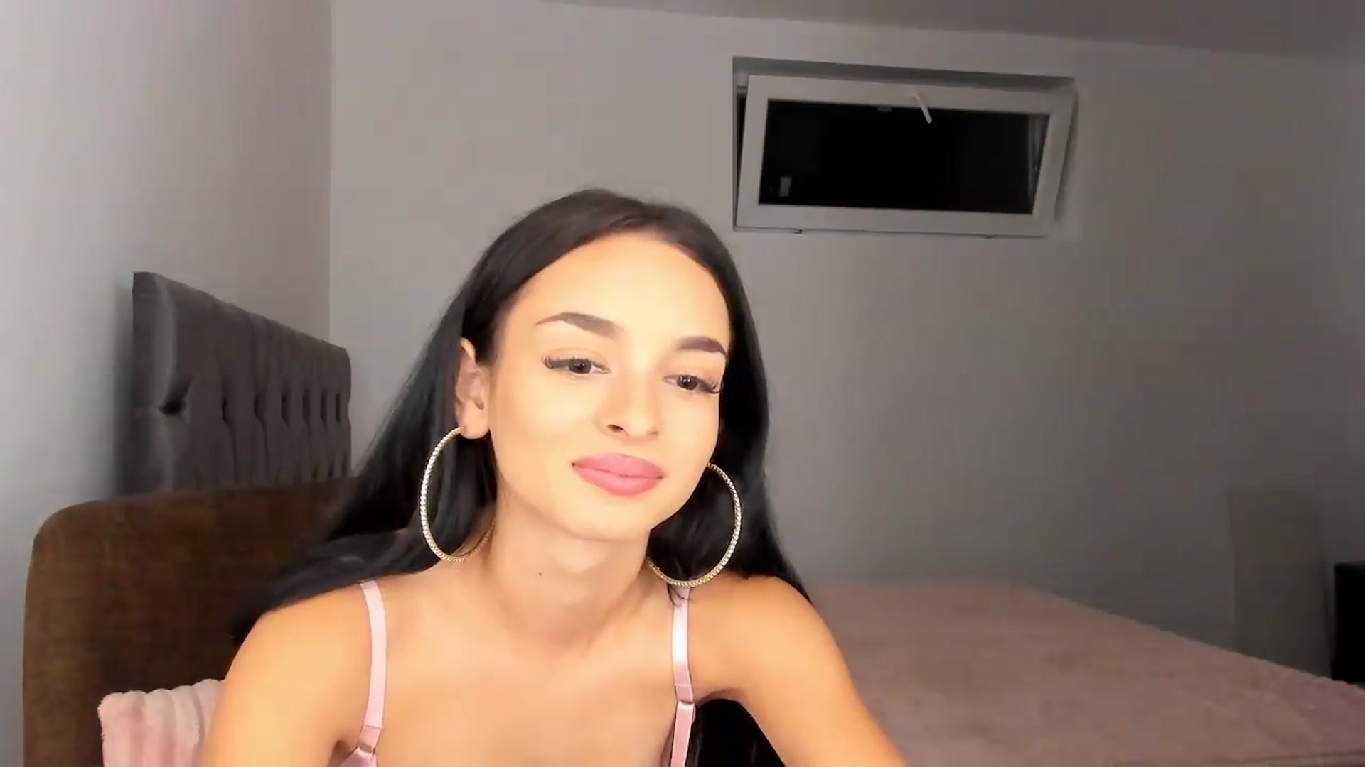 Gallery image thumbnail from CuteMia's myfreecams stream on, 07/28/2026, 24:01 image 20 of 20