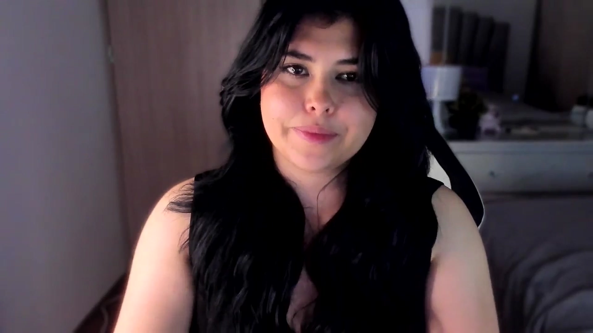 Gallery image thumbnail from CuteNanni's myfreecams stream on, 05/29/2025, 11:32 image 9 of 20