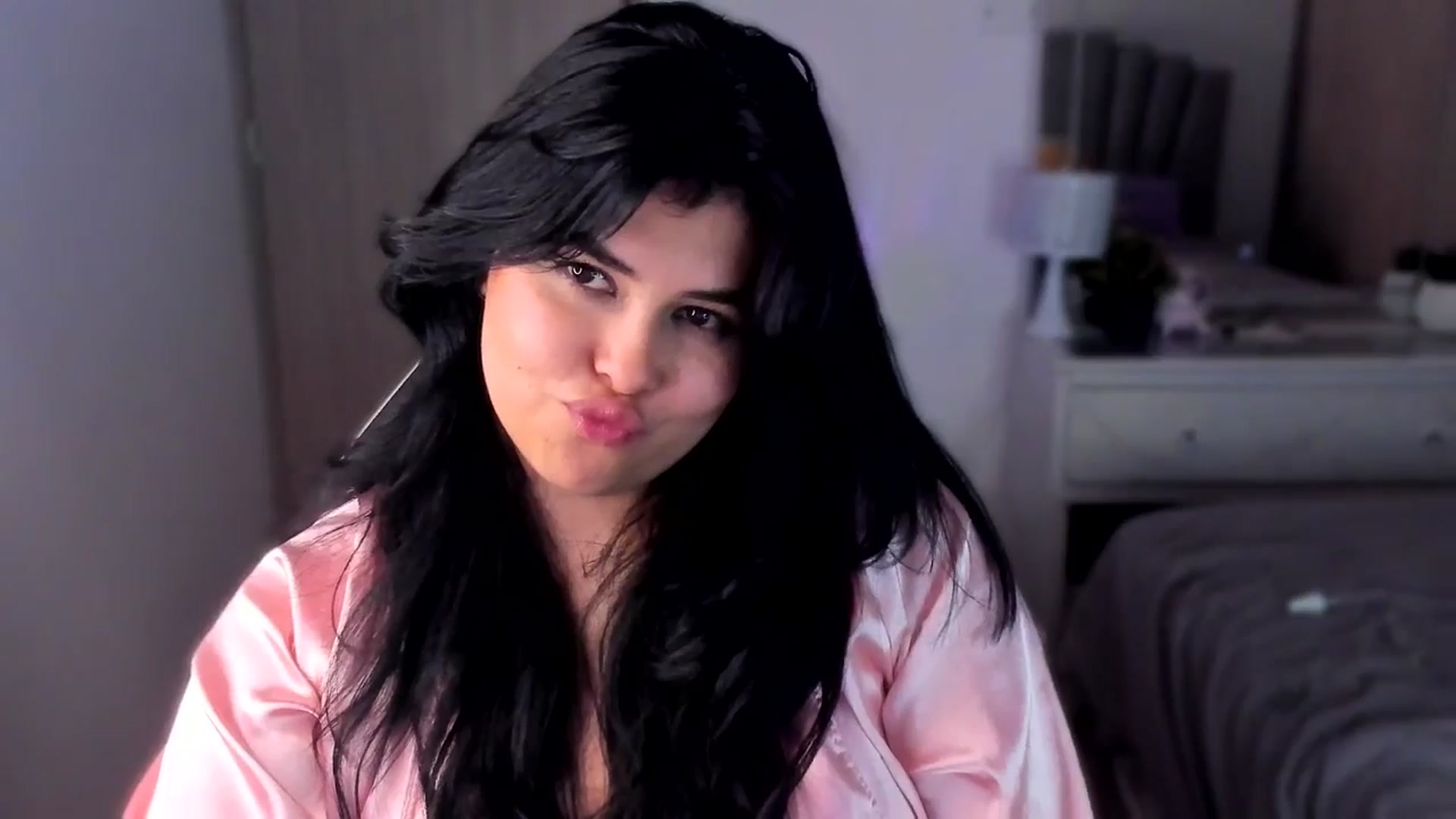 Gallery image thumbnail from CuteNanni's myfreecams stream on, 05/29/2025, 13:56 image 6 of 20