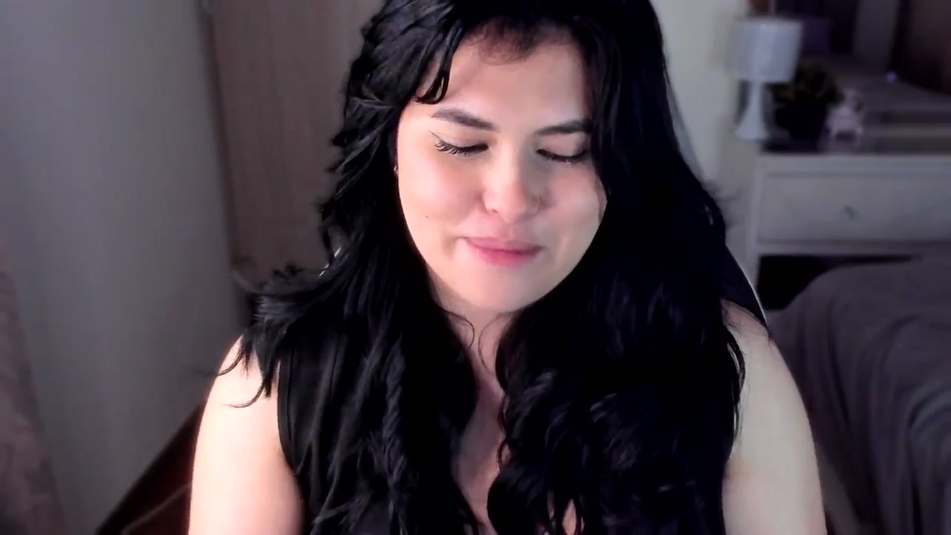 Gallery image thumbnail from CuteNanni's myfreecams stream on, 06/01/2025, 10:10 image 7 of 20
