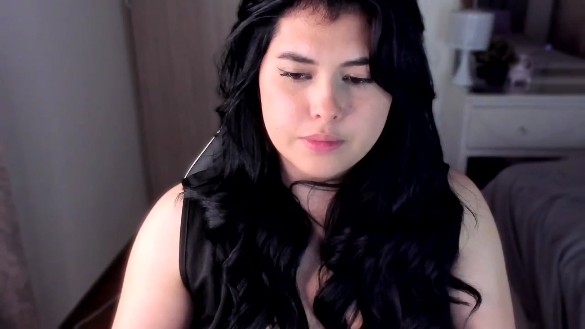 Gallery image thumbnail from CuteNanni's myfreecams stream on, 06/01/2025, 10:10 image 12 of 20