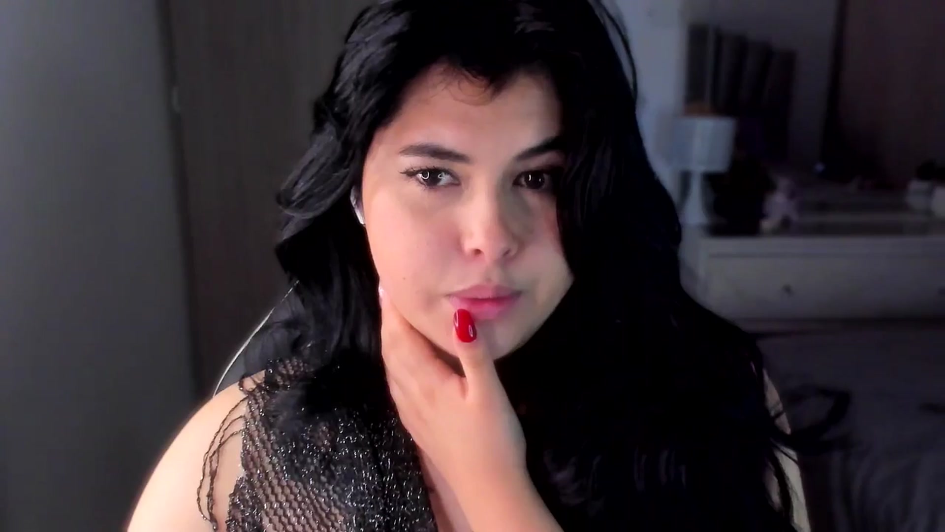 Gallery image thumbnail from CuteNanni's myfreecams stream on, 06/05/2025, 10:59 image 15 of 20