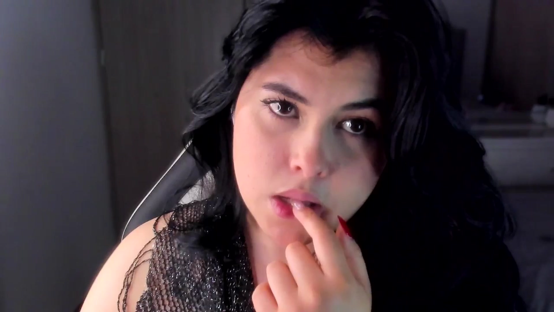 Gallery image thumbnail from CuteNanni's myfreecams stream on, 06/05/2025, 10:59 image 14 of 20