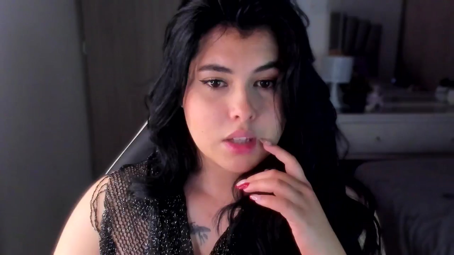 Gallery image thumbnail from CuteNanni's myfreecams stream on, 06/05/2025, 10:59 image 17 of 20