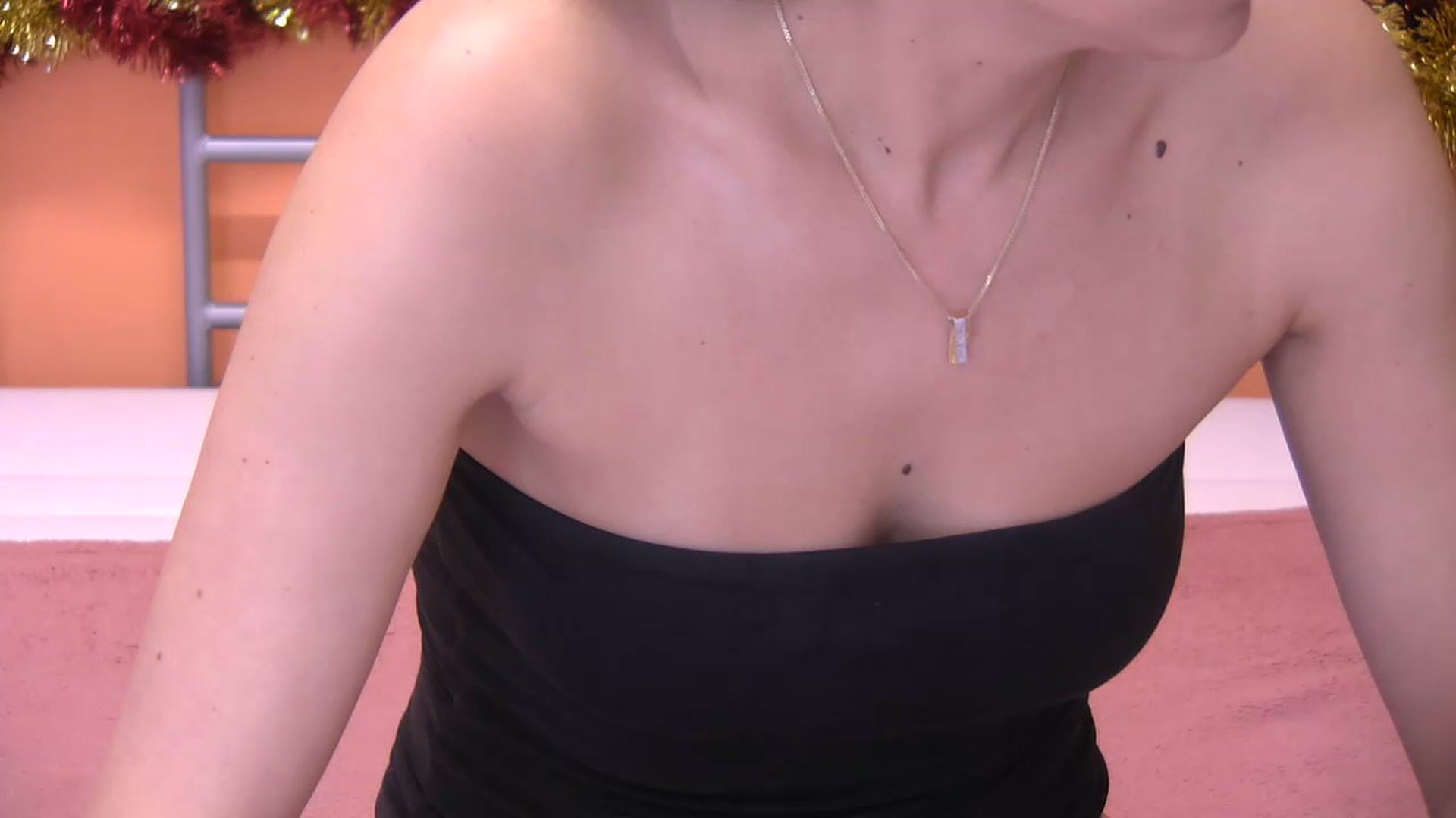 Gallery image thumbnail from CuteSisi's myfreecams stream on, 12/09/2022, 24:44 image 20 of 20