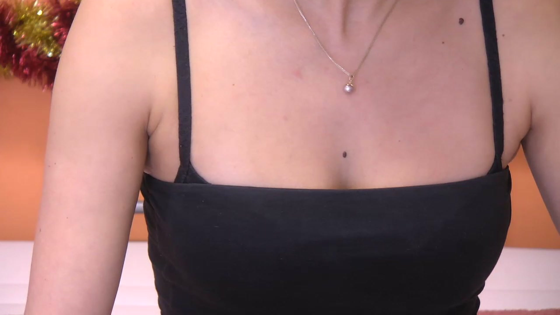 Gallery image thumbnail from CuteSisi's myfreecams stream on, 01/07/2023, 22:08 image 7 of 20