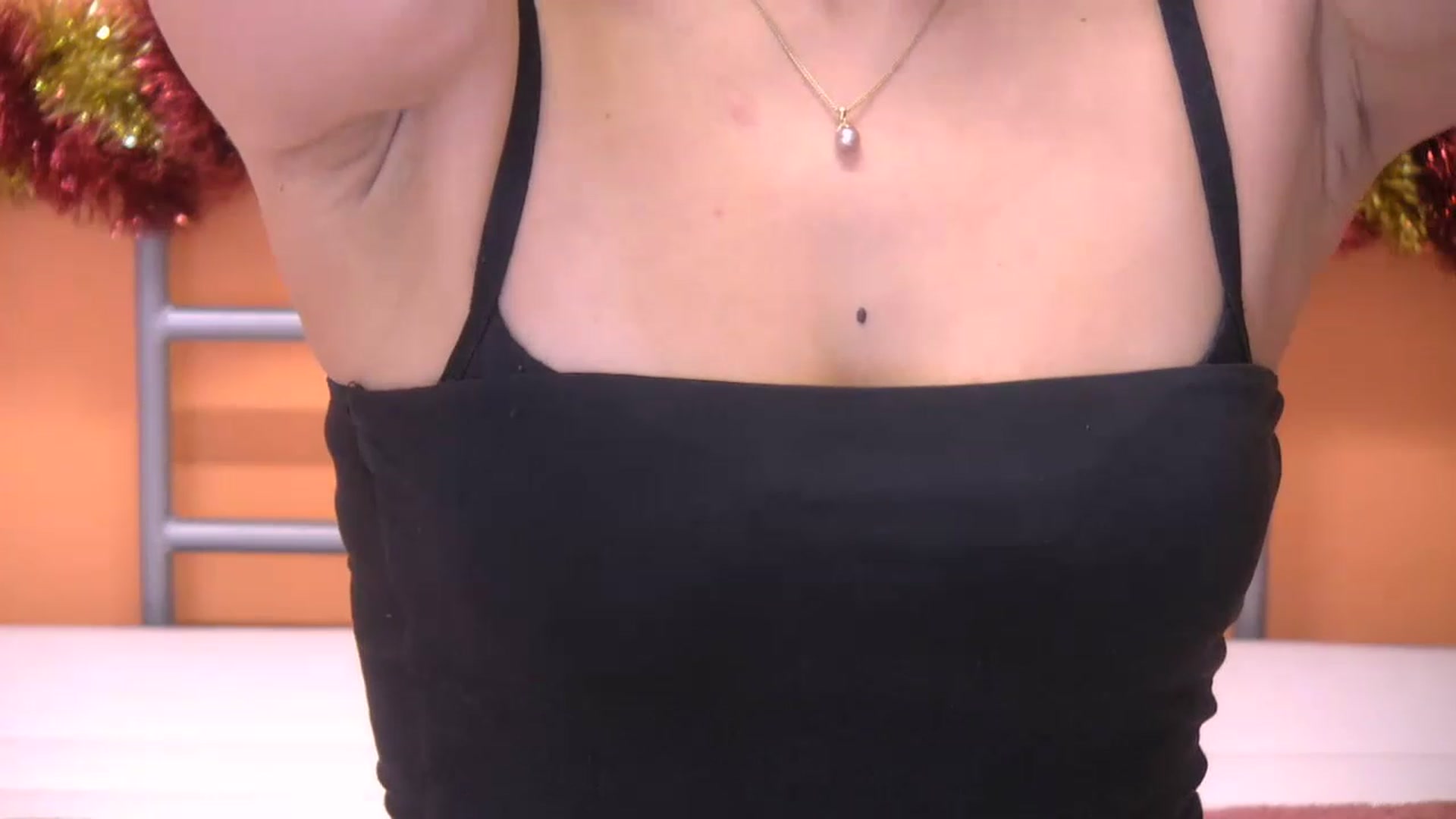 Gallery image thumbnail from CuteSisi's myfreecams stream on, 01/07/2023, 22:08 image 8 of 20