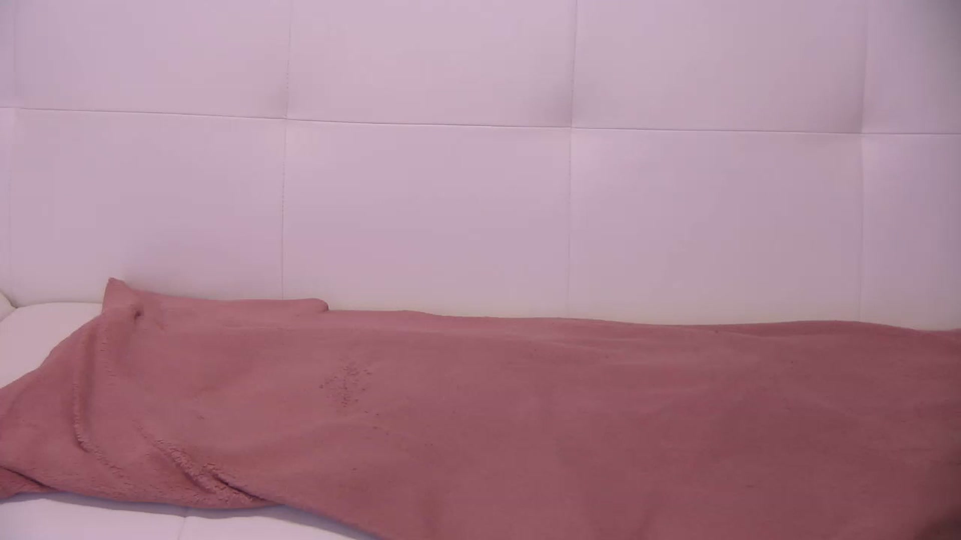 Gallery image thumbnail from CuteSisi's myfreecams stream on, 05/10/2023, 21:37 image 18 of 20