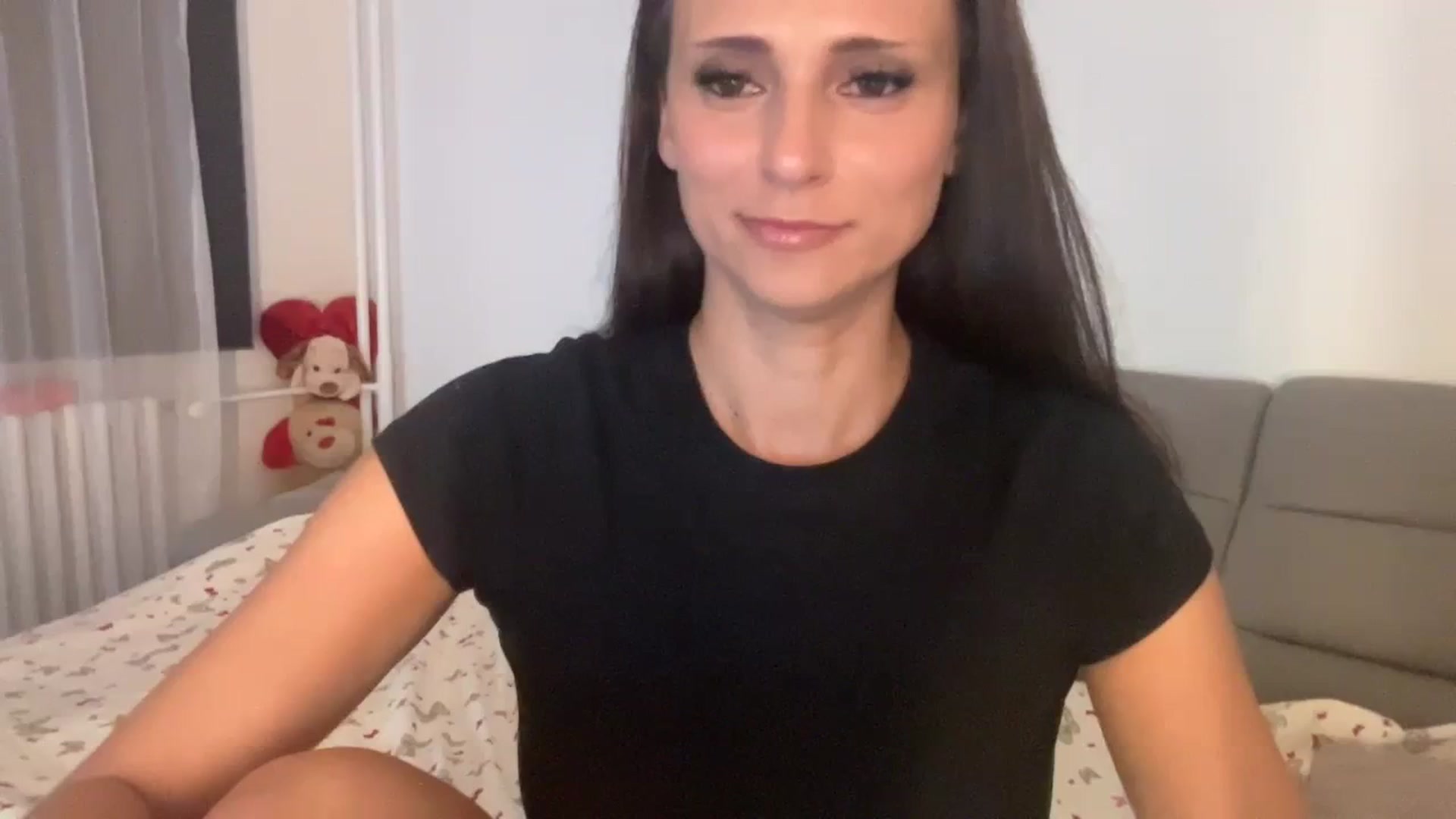 Gallery image thumbnail from CuteSisi's myfreecams stream on, 09/19/2023, 23:29 image 1 of 20