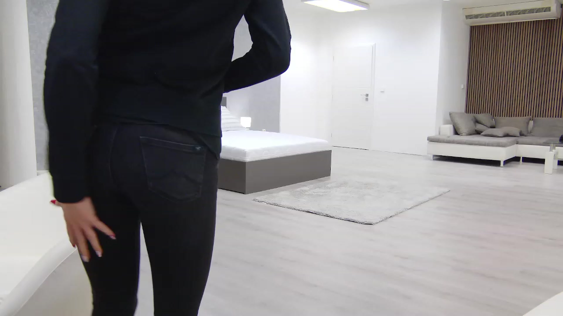 Gallery image thumbnail from CuteSisi's myfreecams stream on, 12/21/2023, 22:13 image 18 of 20