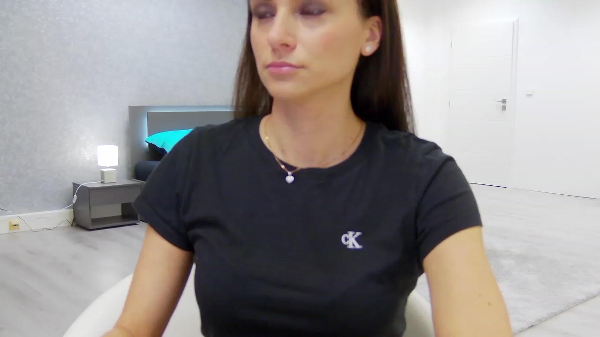 Gallery image thumbnail from CuteSisi's myfreecams stream on, 01/13/2024, 20:48 image 14 of 20