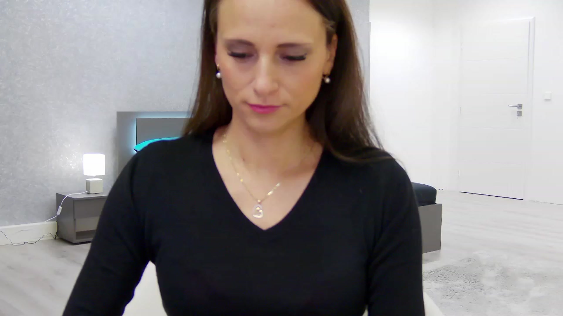 Gallery image thumbnail from CuteSisi's myfreecams stream on, 01/14/2024, 23:14 image 10 of 20