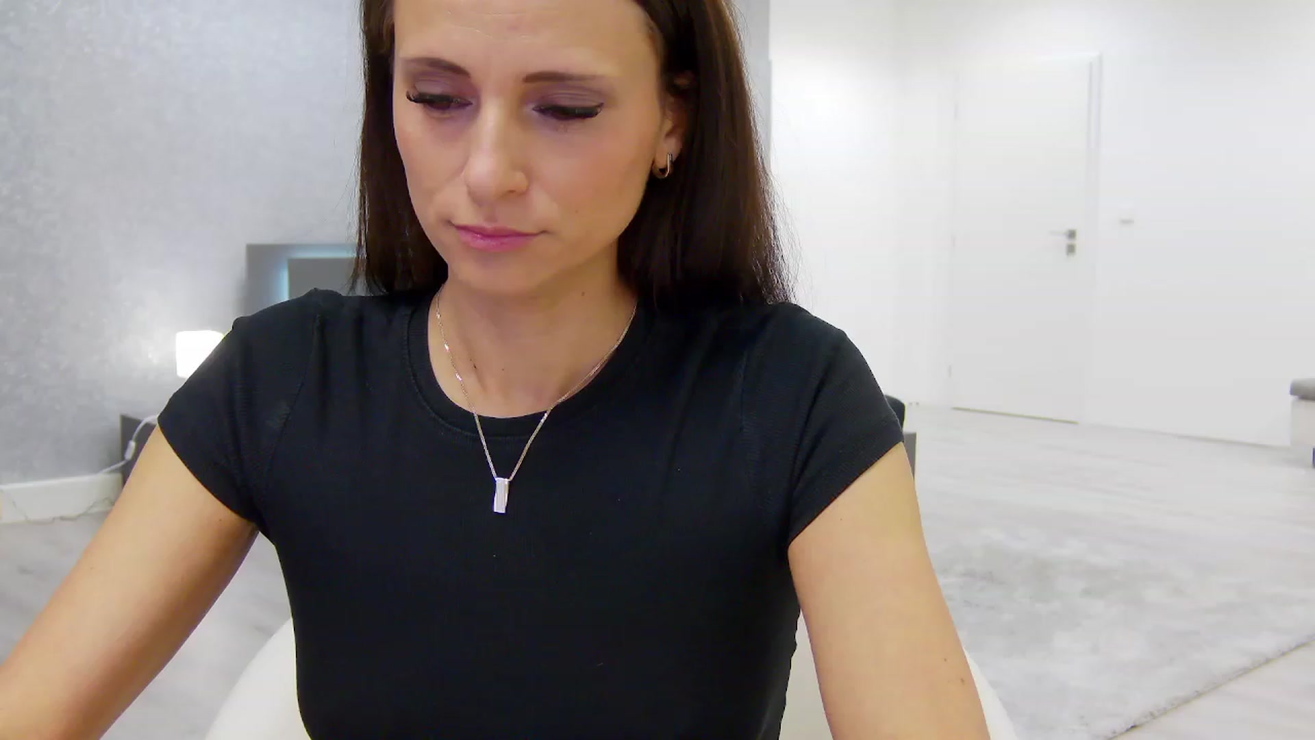 Gallery image thumbnail from CuteSisi's myfreecams stream on, 01/15/2024, 21:53 image 12 of 20