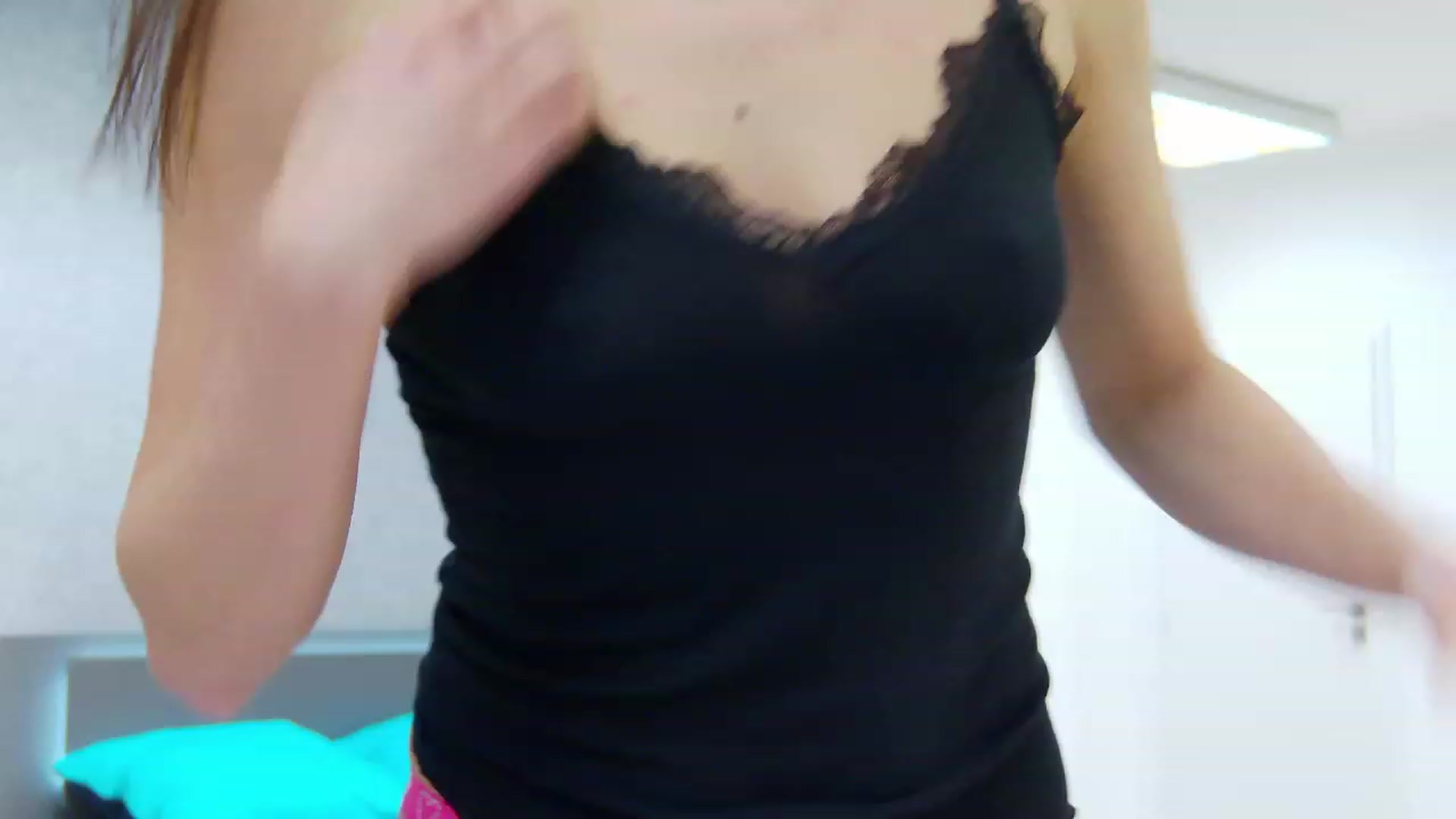Gallery image thumbnail from CuteSisi's myfreecams stream on, 01/24/2024, 20:36 image 7 of 20