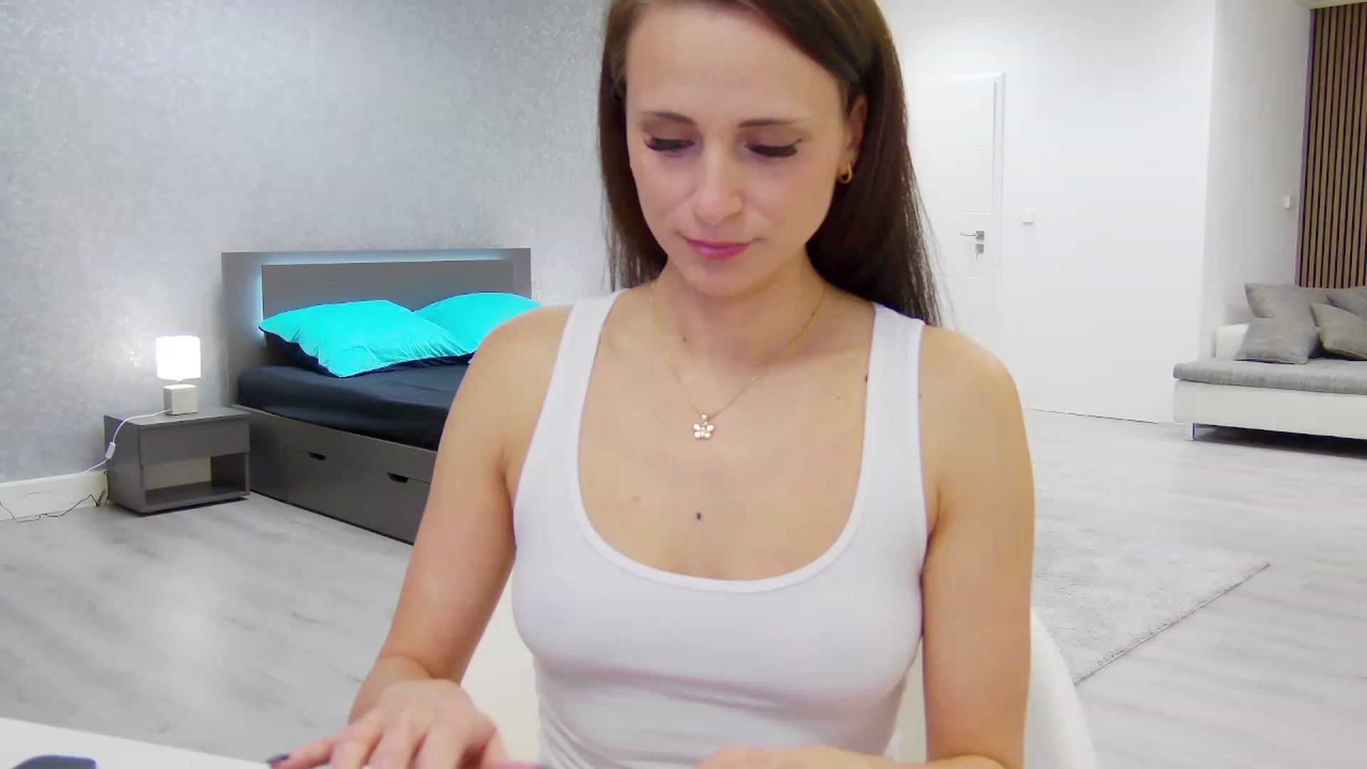 Gallery image thumbnail from CuteSisi's myfreecams stream on, 01/30/2024, 20:47 image 18 of 20