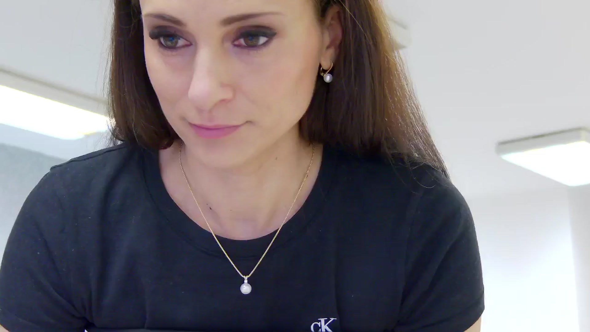 Gallery image thumbnail from CuteSisi's myfreecams stream on, 03/25/2024, 23:06 image 16 of 20