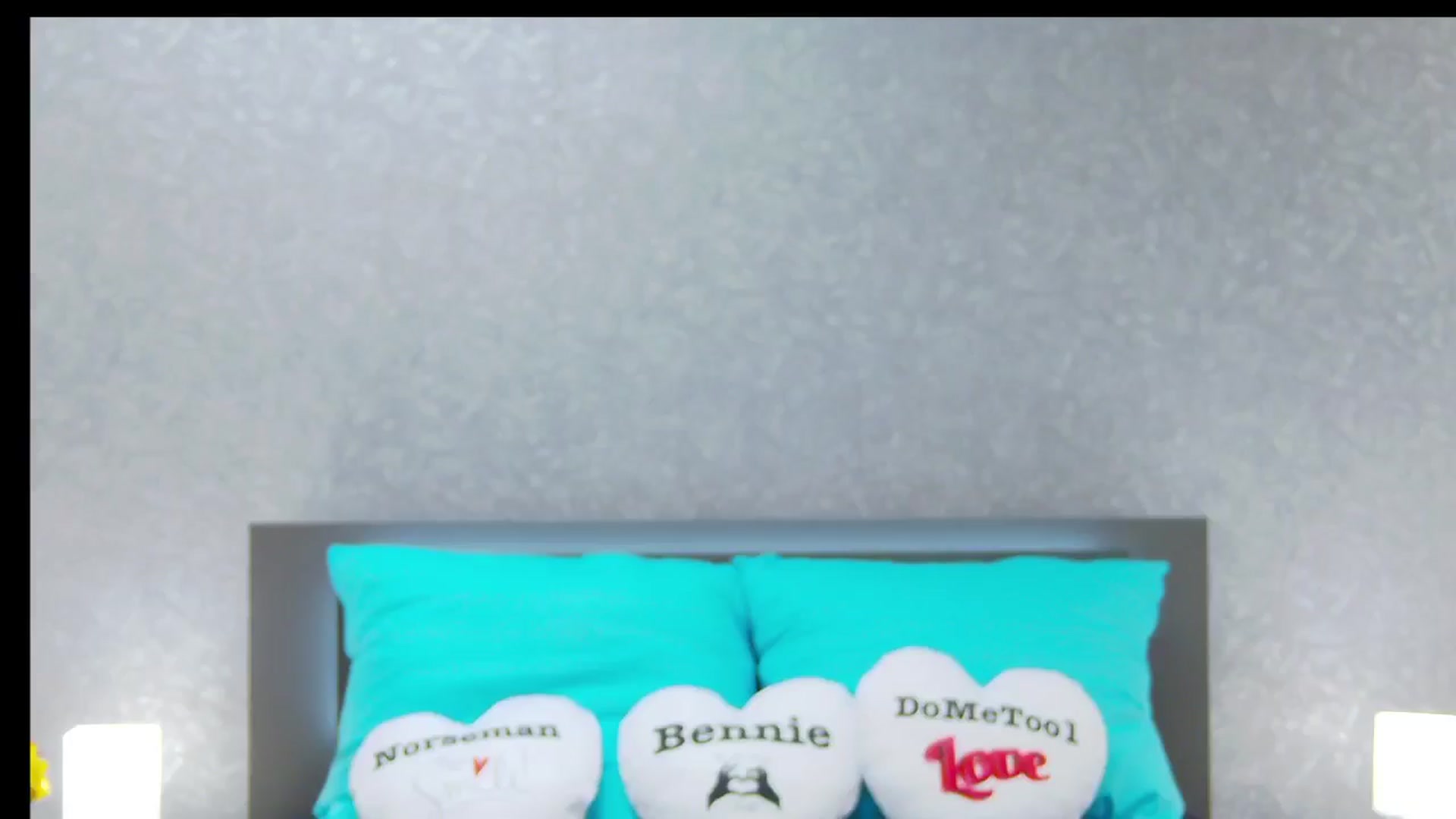 Gallery image thumbnail from CuteSisi's myfreecams stream on, 05/05/2024, 24:32 image 20 of 20