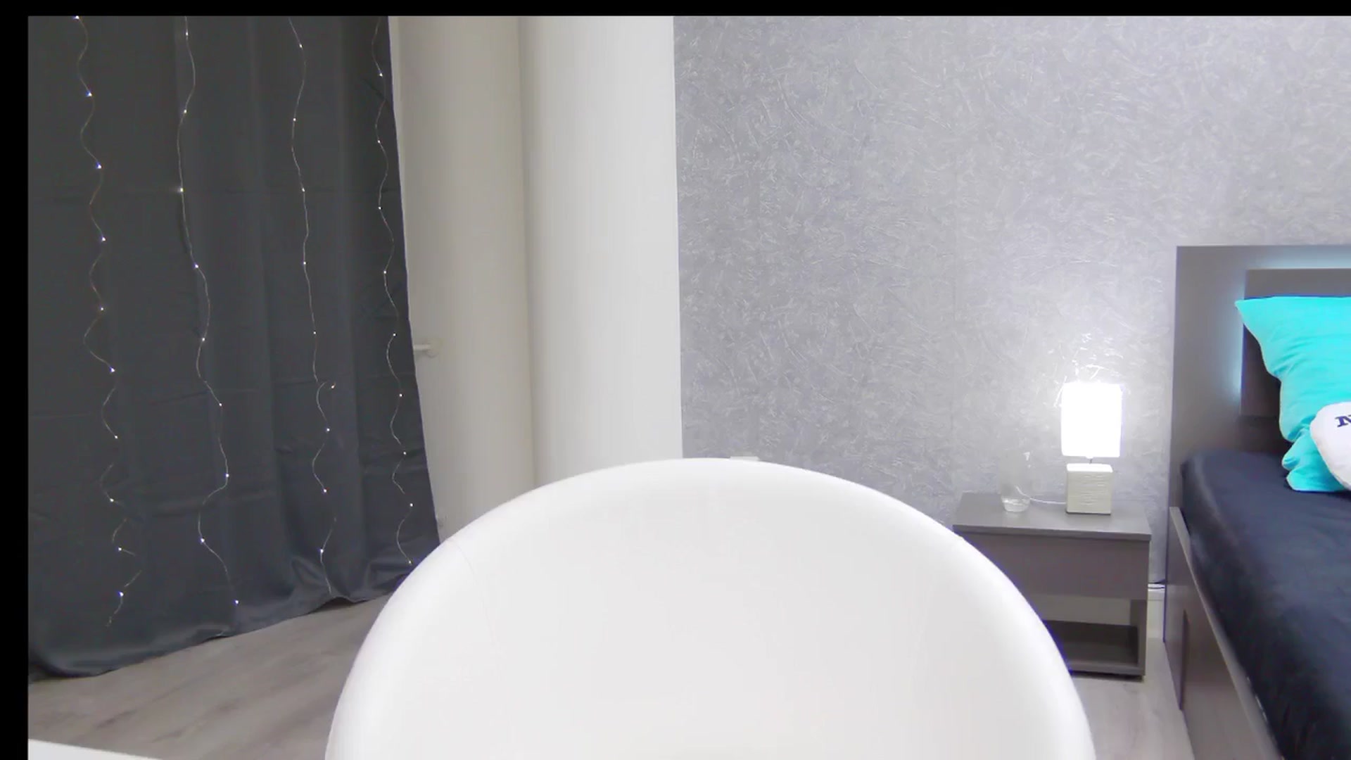 Gallery image thumbnail from CuteSisi's myfreecams stream on, 05/20/2024, 24:29 image 12 of 20