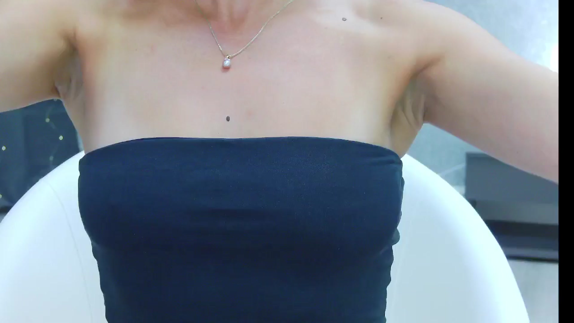 Gallery image thumbnail from CuteSisi's myfreecams stream on, 06/24/2024, 24:00 image 2 of 20