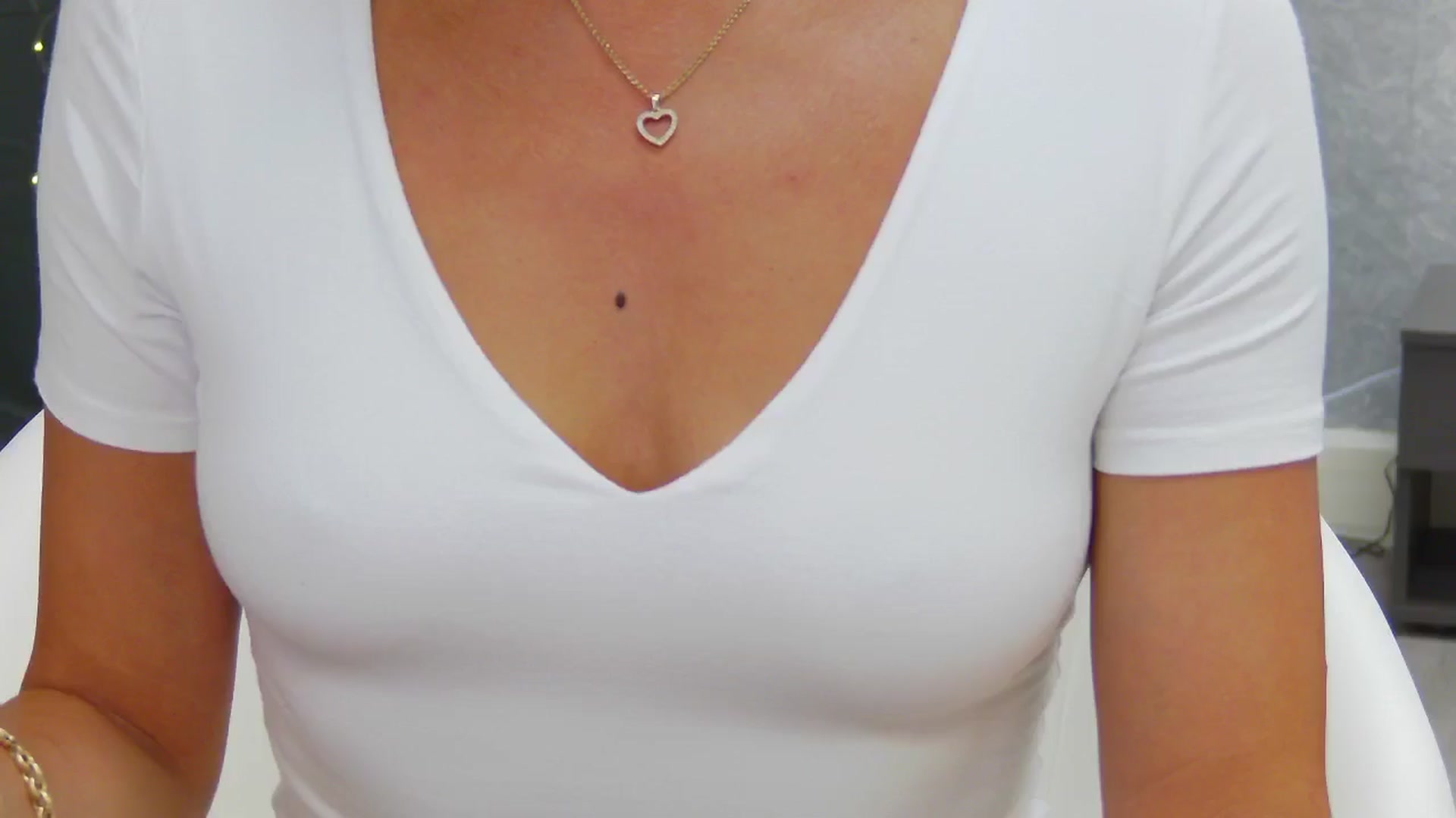 Gallery image thumbnail from CuteSisi's myfreecams stream on, 07/01/2024, 21:59 image 17 of 20