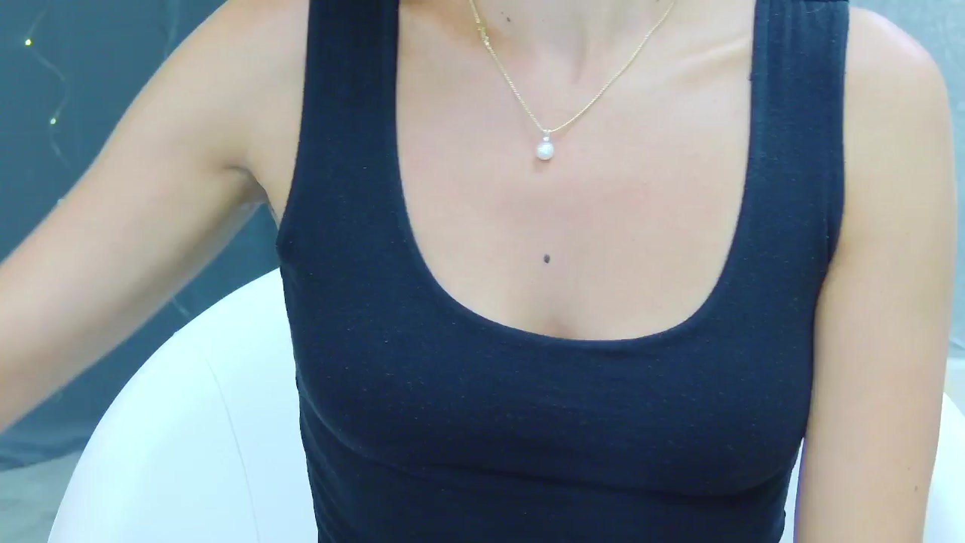 Gallery image thumbnail from CuteSisi's myfreecams stream on, 07/07/2024, 22:35 image 2 of 20