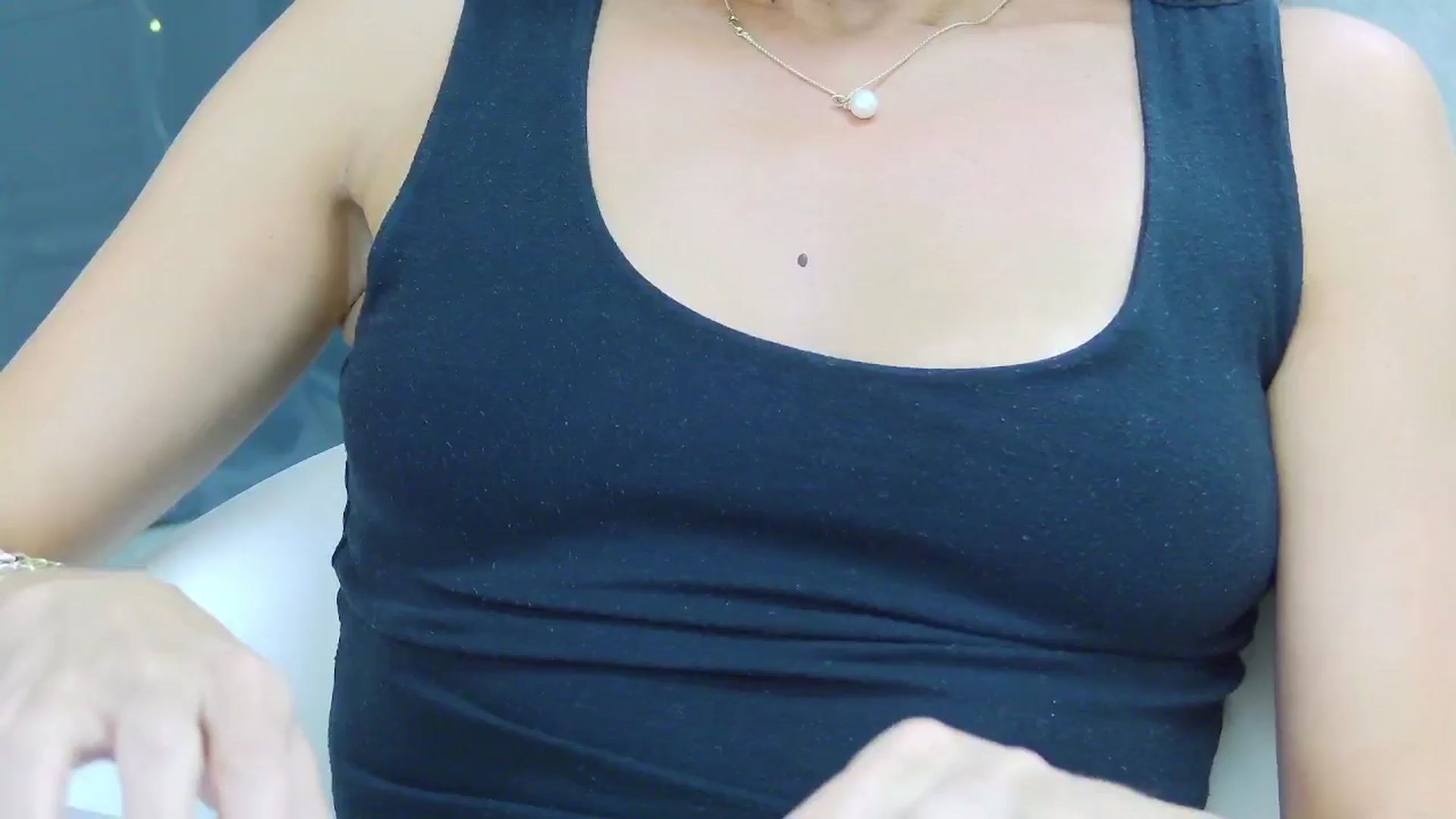 Gallery image thumbnail from CuteSisi's myfreecams stream on, 07/07/2024, 22:35 image 14 of 20