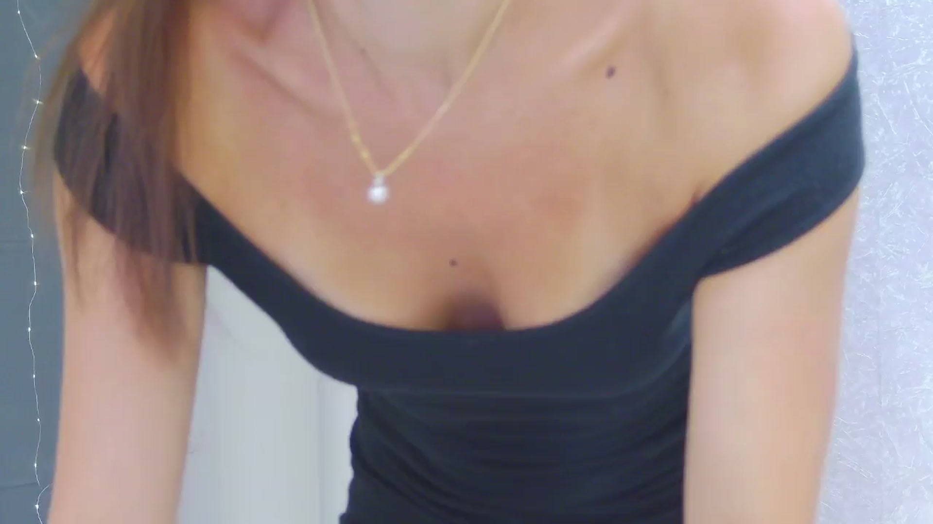 Gallery image thumbnail from CuteSisi's myfreecams stream on, 07/07/2024, 23:07 image 10 of 20