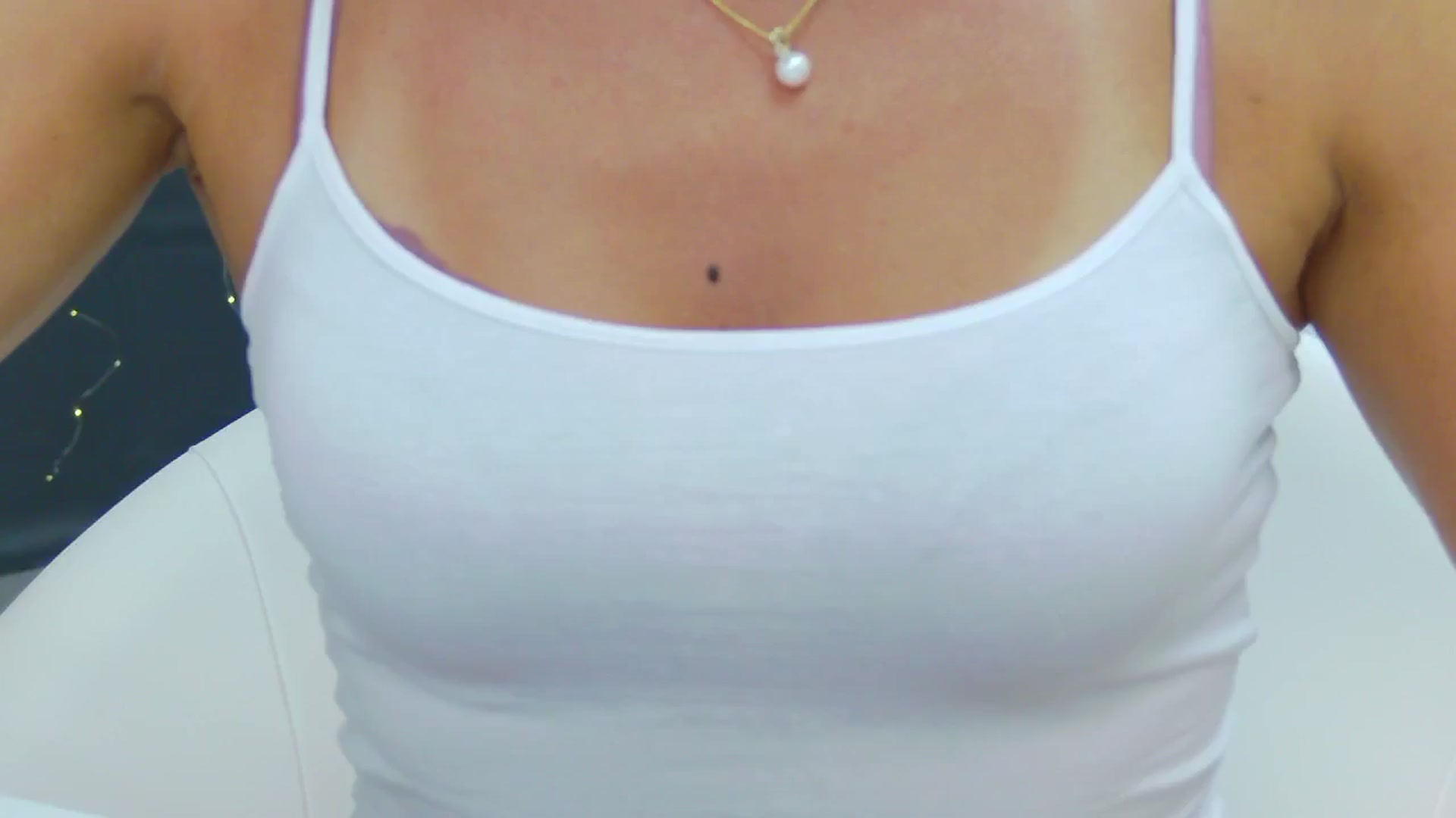 Gallery image thumbnail from CuteSisi's myfreecams stream on, 08/15/2024, 22:57 image 5 of 20