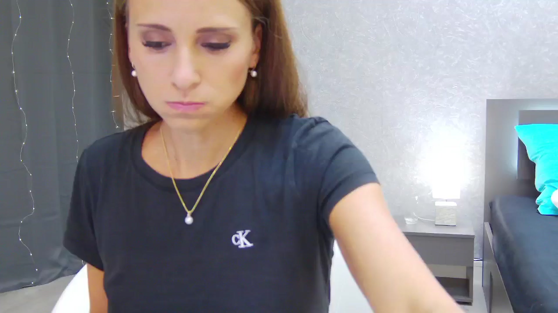 Gallery image thumbnail from CuteSisi's myfreecams stream on, 09/17/2024, 21:34 image 15 of 20