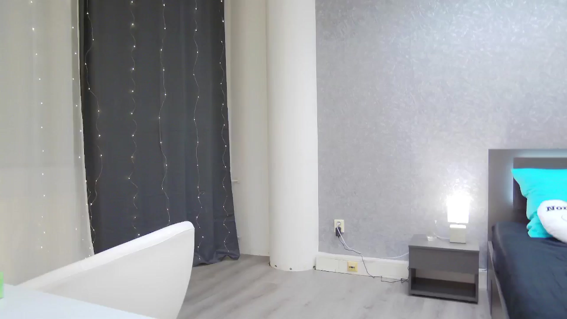 Gallery image thumbnail from CuteSisi's myfreecams stream on, 10/14/2024, 01:04 image 6 of 20