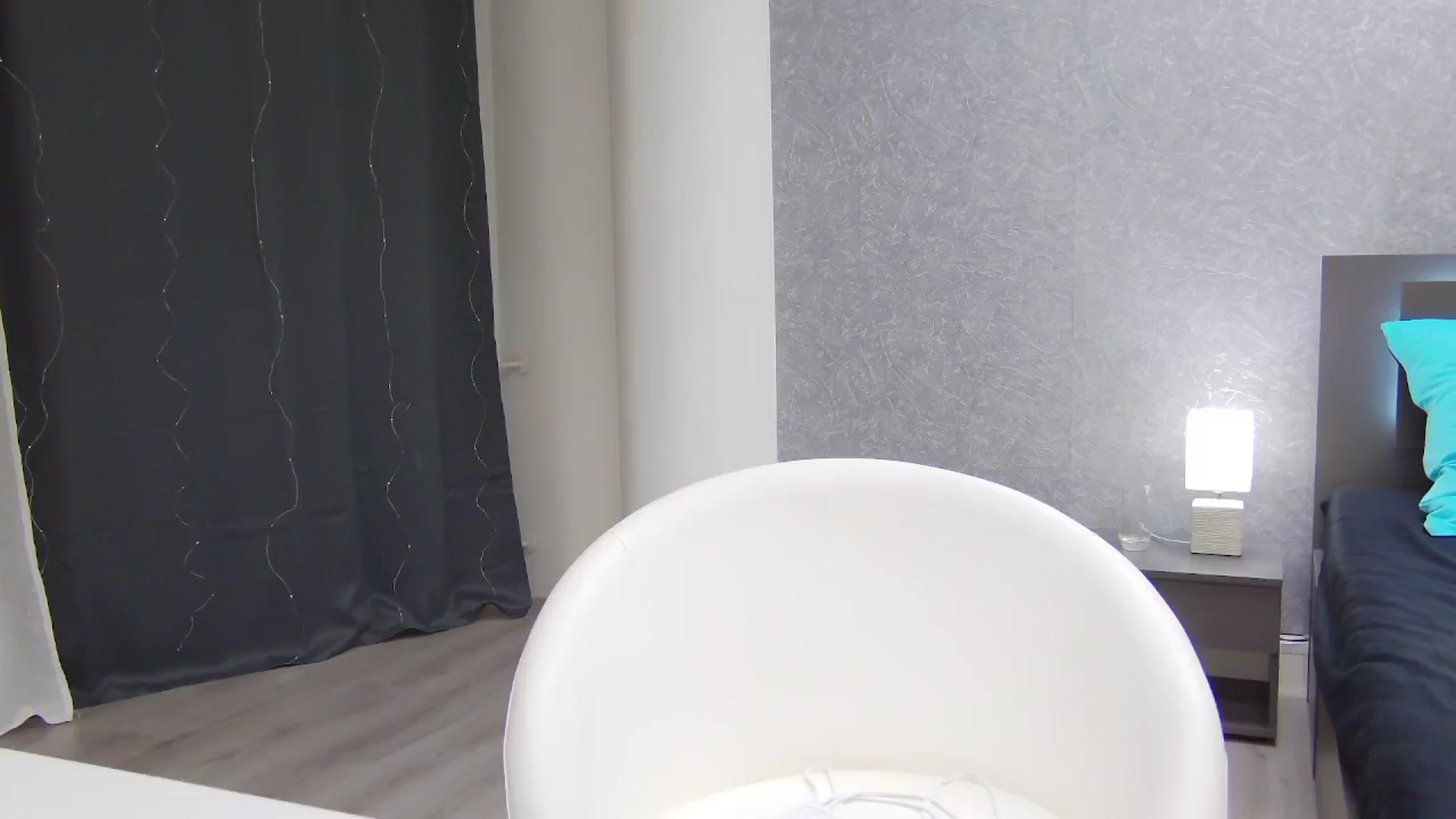 Gallery image thumbnail from CuteSisi's myfreecams stream on, 10/22/2024, 23:00 image 19 of 20