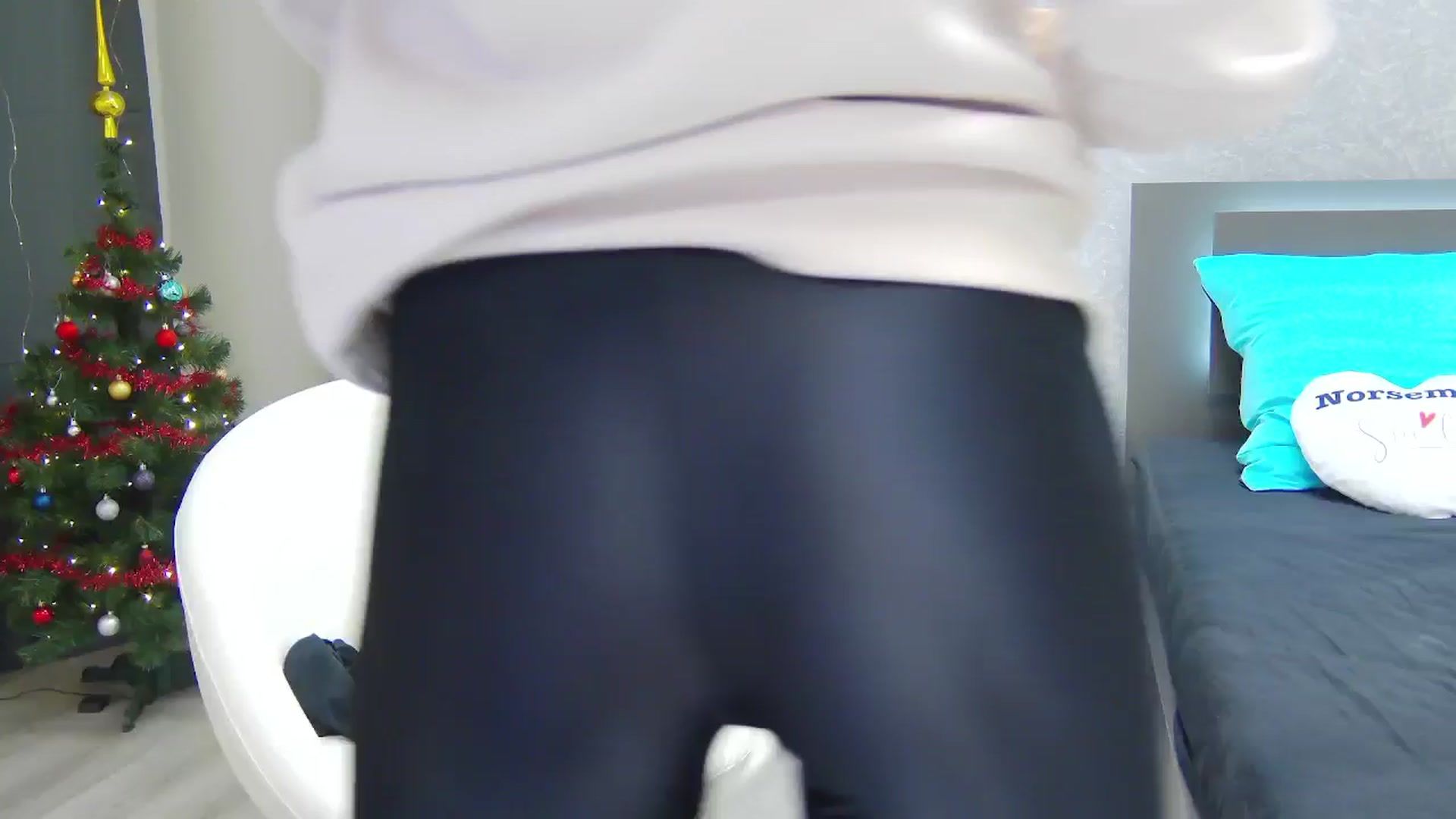 Gallery image thumbnail from CuteSisi's myfreecams stream on, 12/10/2024, 22:18 image 5 of 20