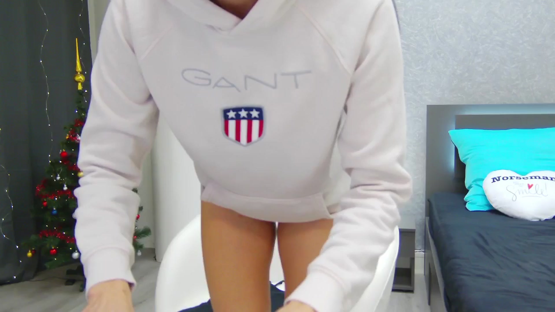 Gallery image thumbnail from CuteSisi's myfreecams stream on, 12/11/2024, 24:11 image 12 of 20