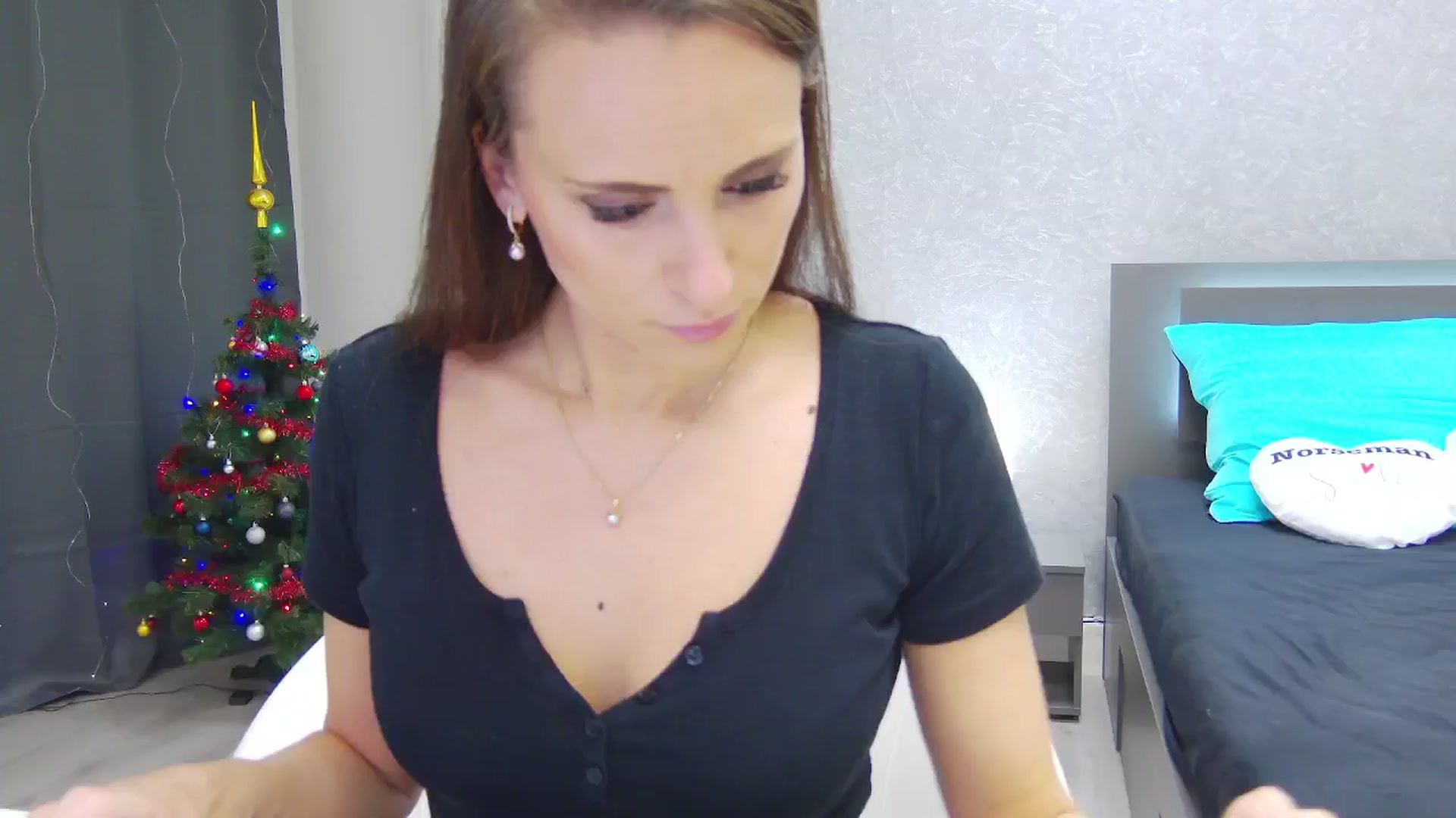 Gallery image thumbnail from CuteSisi's myfreecams stream on, 12/12/2024, 21:59 image 4 of 20