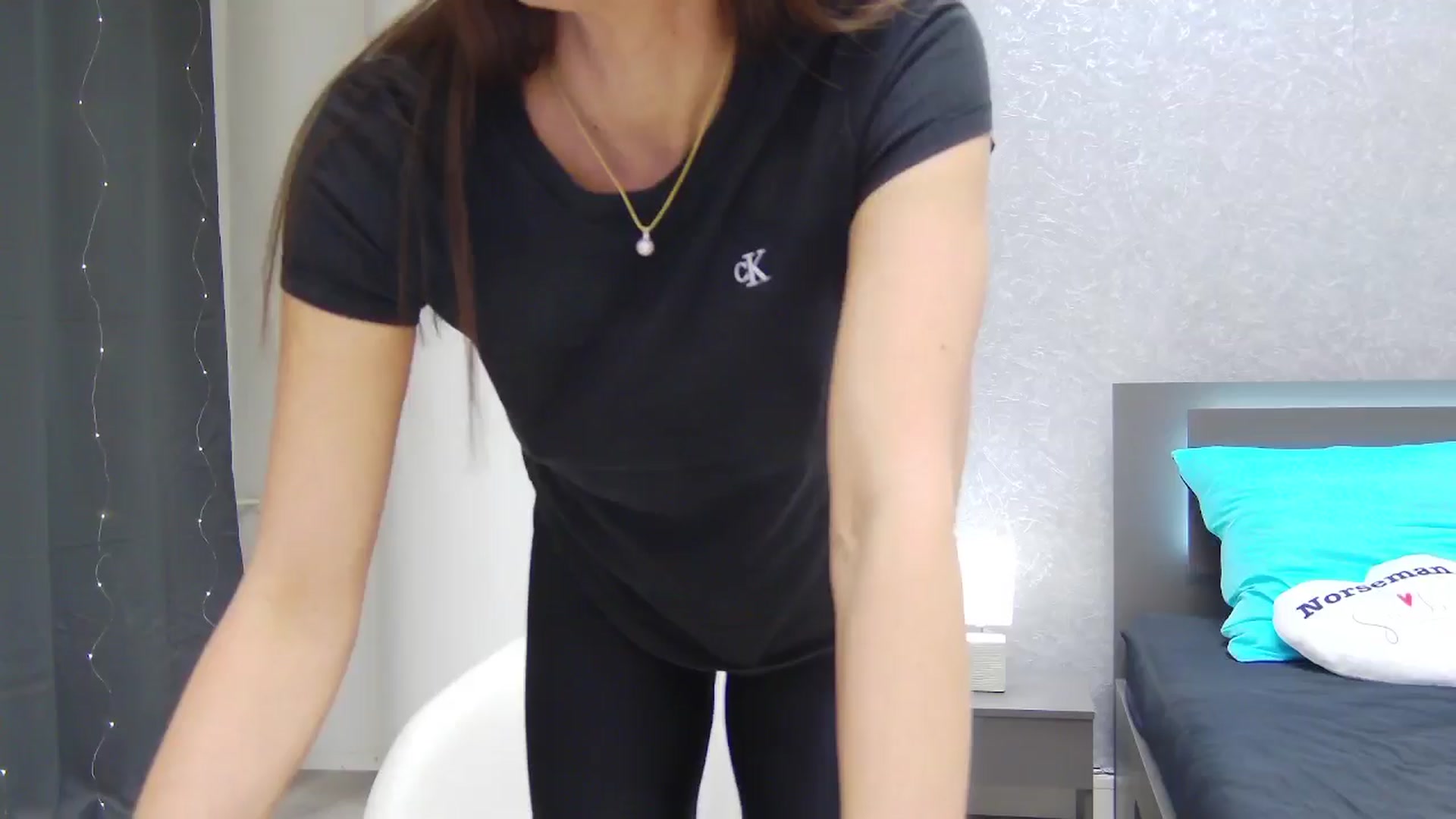 Gallery image thumbnail from CuteSisi's myfreecams stream on, 01/21/2025, 24:13 image 5 of 20